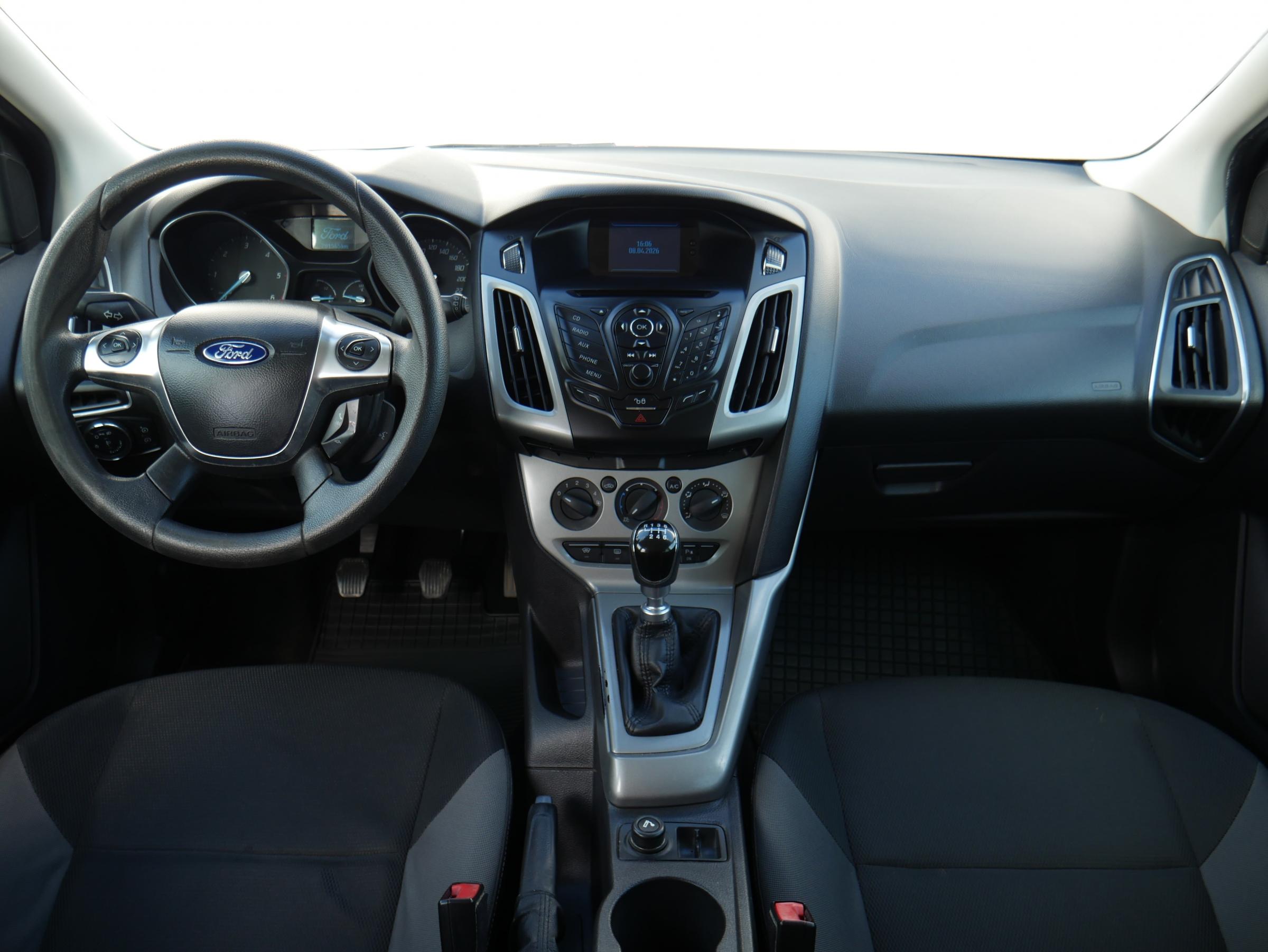 Ford Focus, 2012 - pohled č. 8