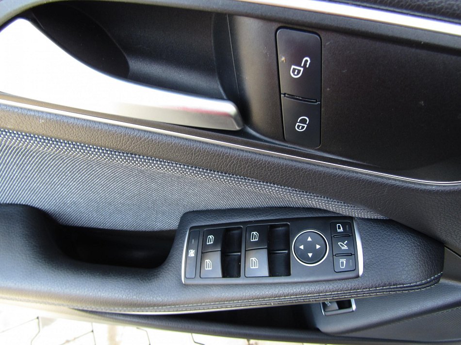 Mercedes-Benz GLA 2.2CDi  200 D 4MATIC