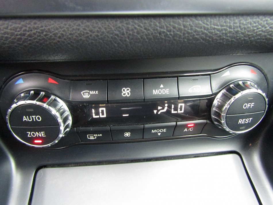 Mercedes-Benz GLA 2.2CDi  200 D 4MATIC