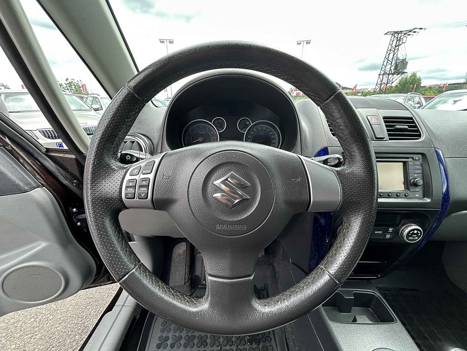Suzuki SX4 1.6i 