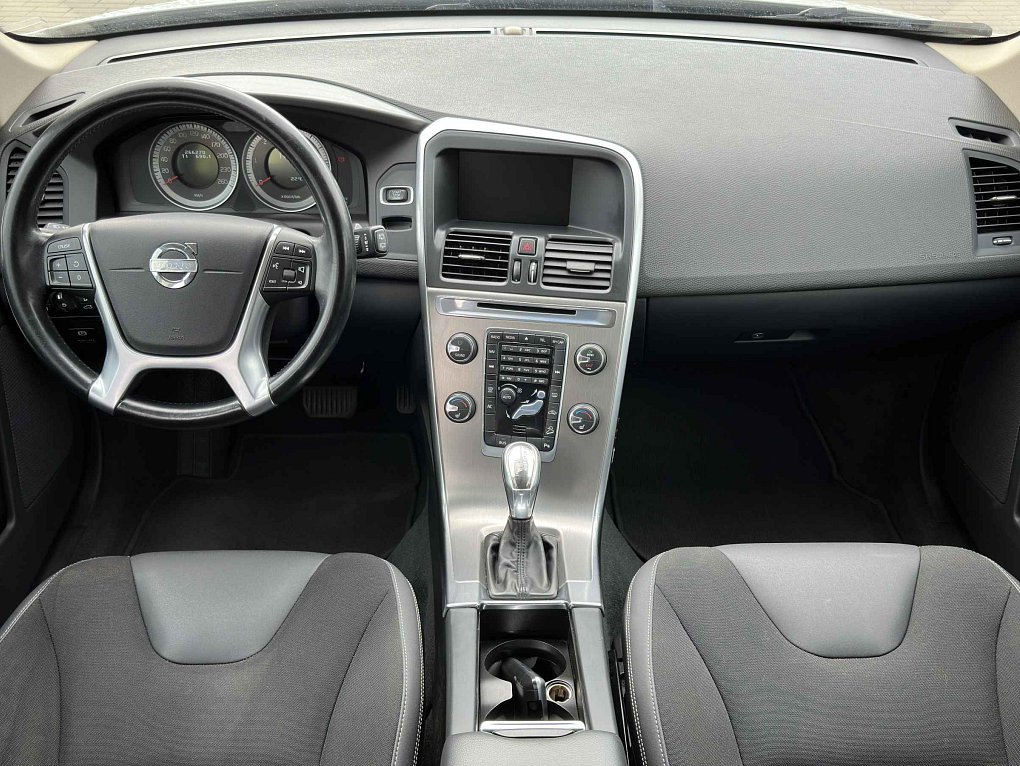 Volvo XC60 2.5d  4x4