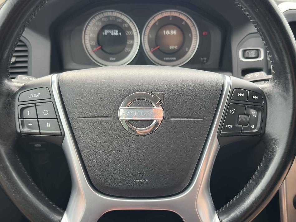 Volvo XC60 2.5d  4x4