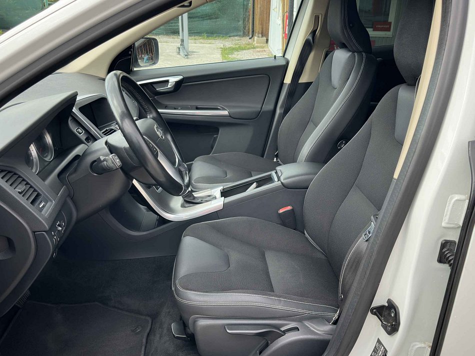 Volvo XC60 2.5d  4x4
