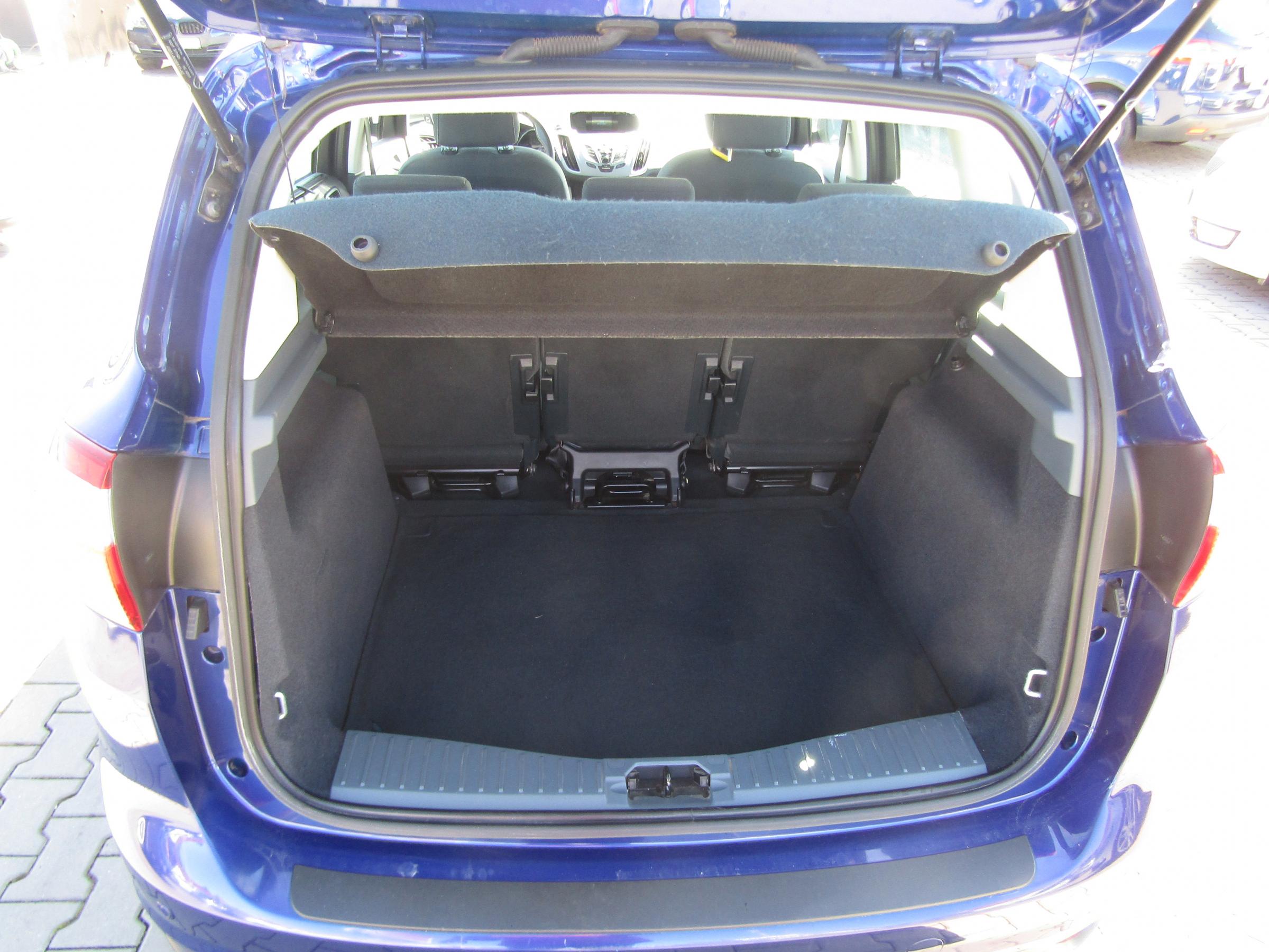 Ford C-MAX, 2015 - pohled č. 8