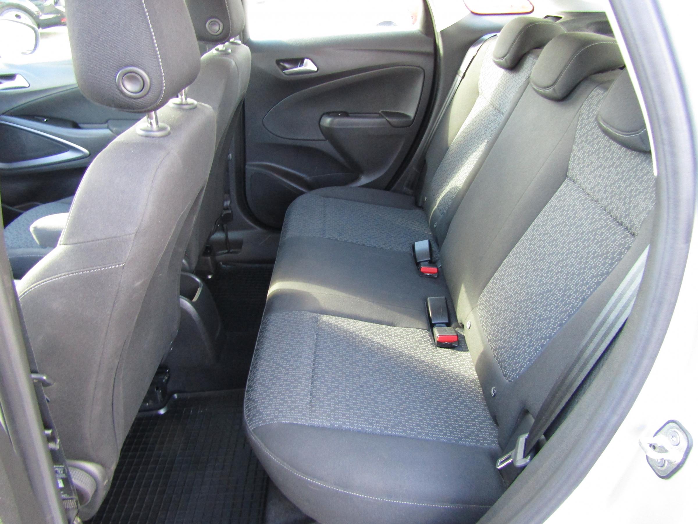 Vauxhall Crossland X, 2020 - pohled č. 10