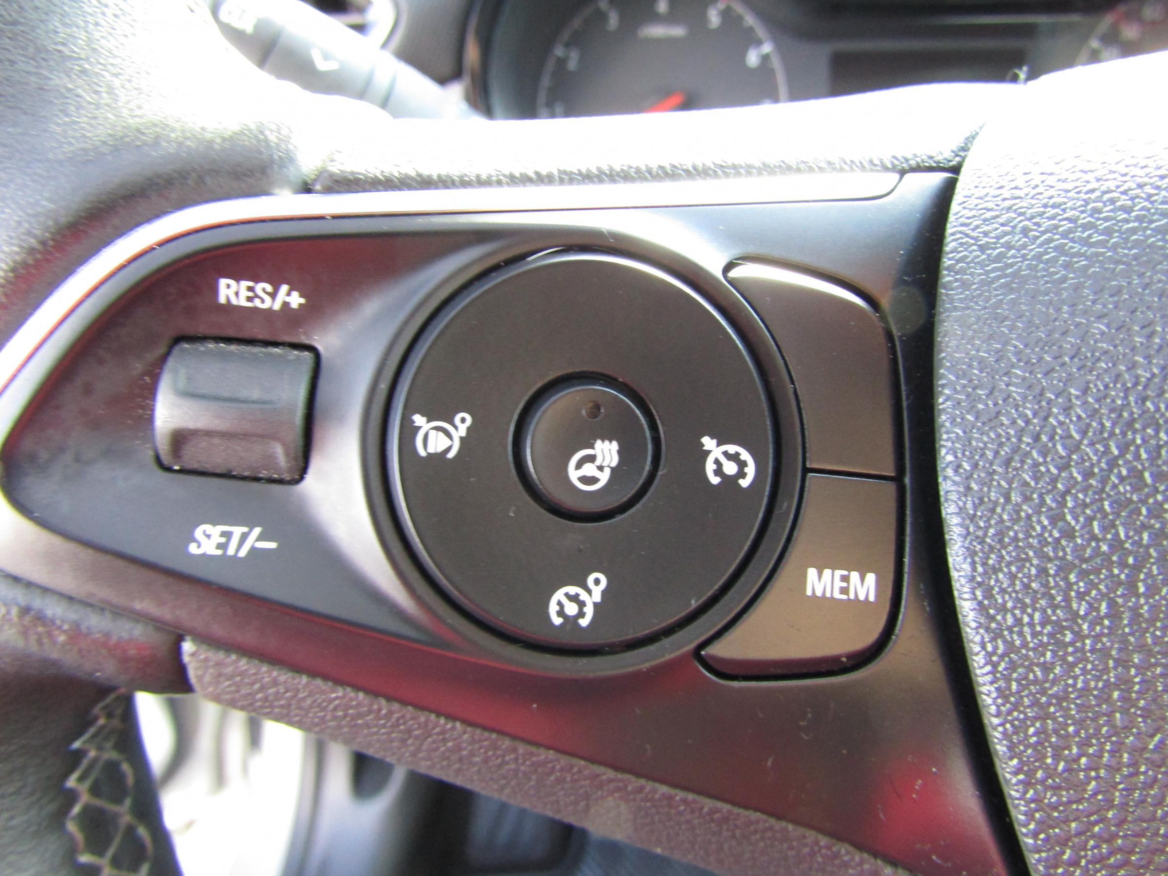 Vauxhall Crossland X, 2020 - pohled č. 12