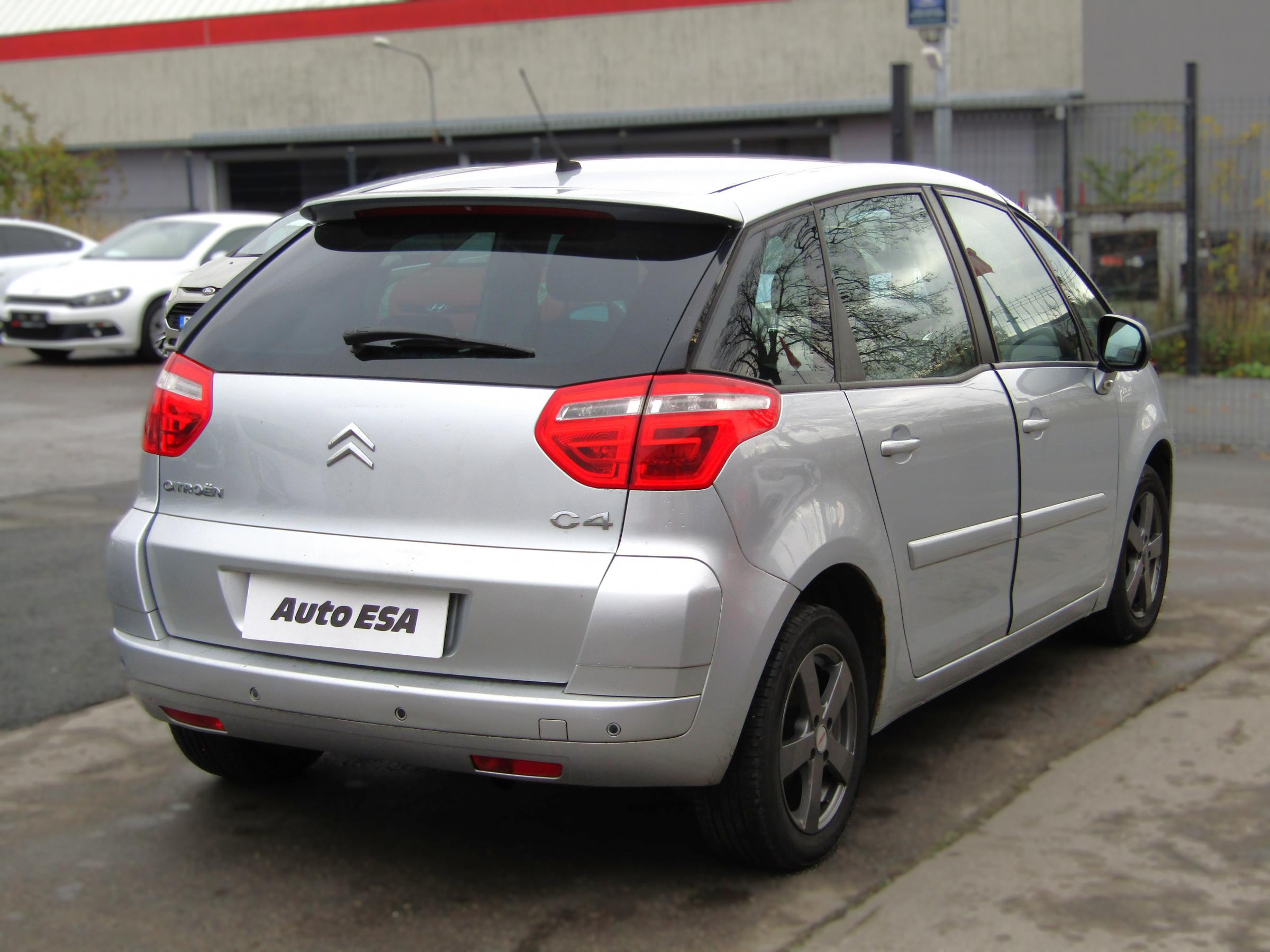 Citroën C4 Picasso, 2010 - pohled č. 4