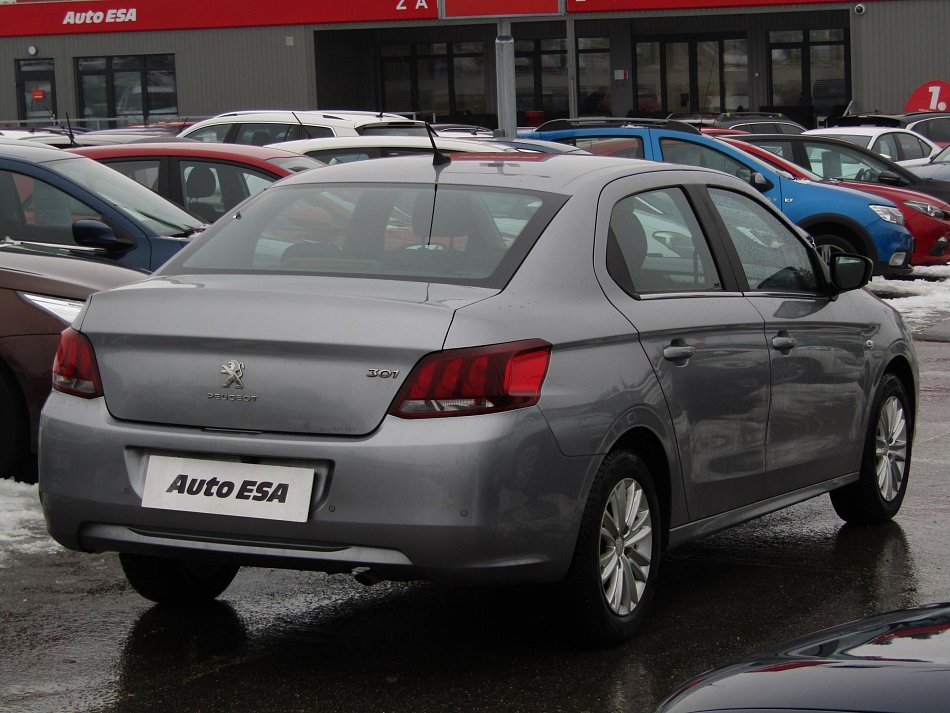 Peugeot 301 1.6VTi 