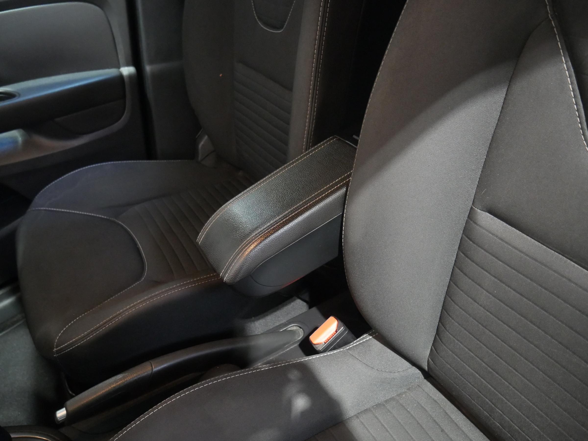 Renault Clio, 2017 - pohled č. 17