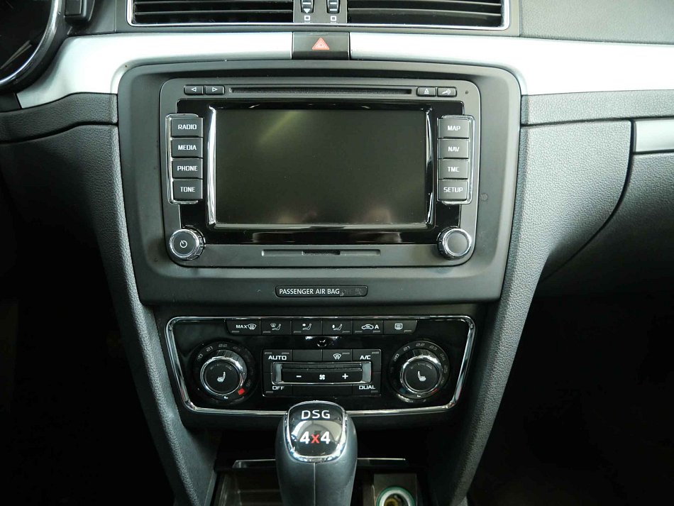 Škoda Superb II 2.0 TDi Elegance 4x4