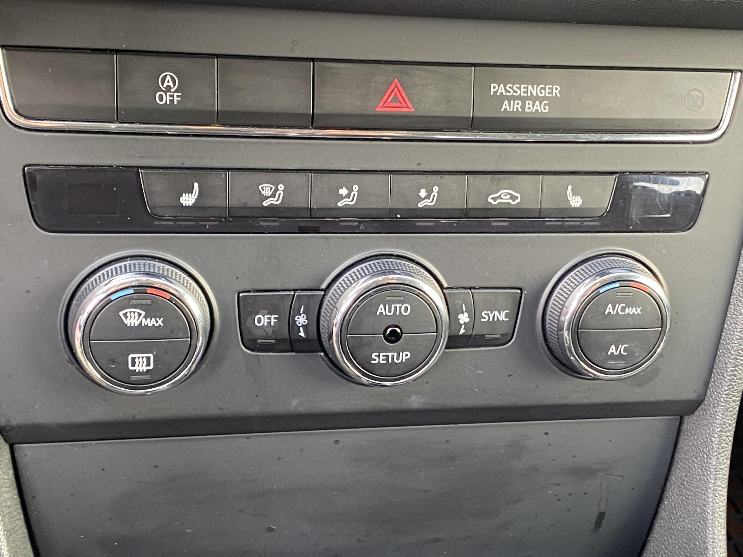 Seat Leon, 2014 - pohled č. 14