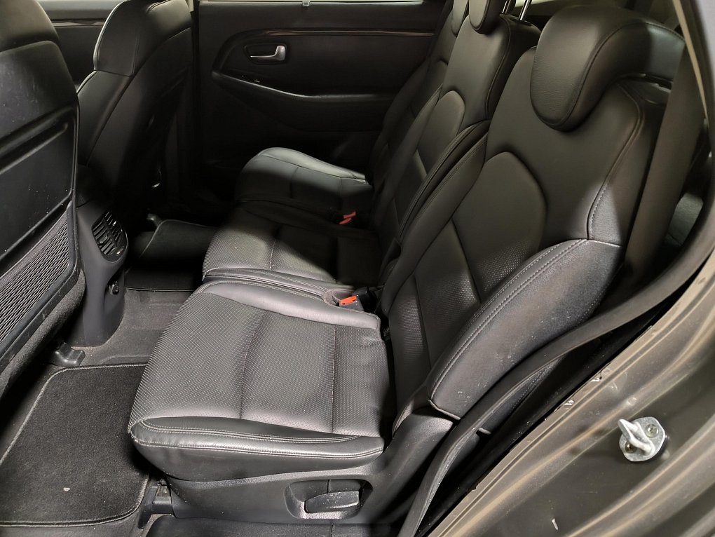 Kia Carens 1.7 CRDi Spirit