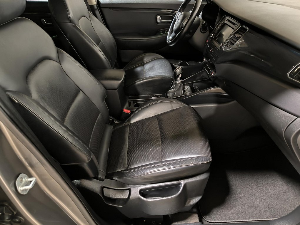 Kia Carens 1.7 CRDi Spirit