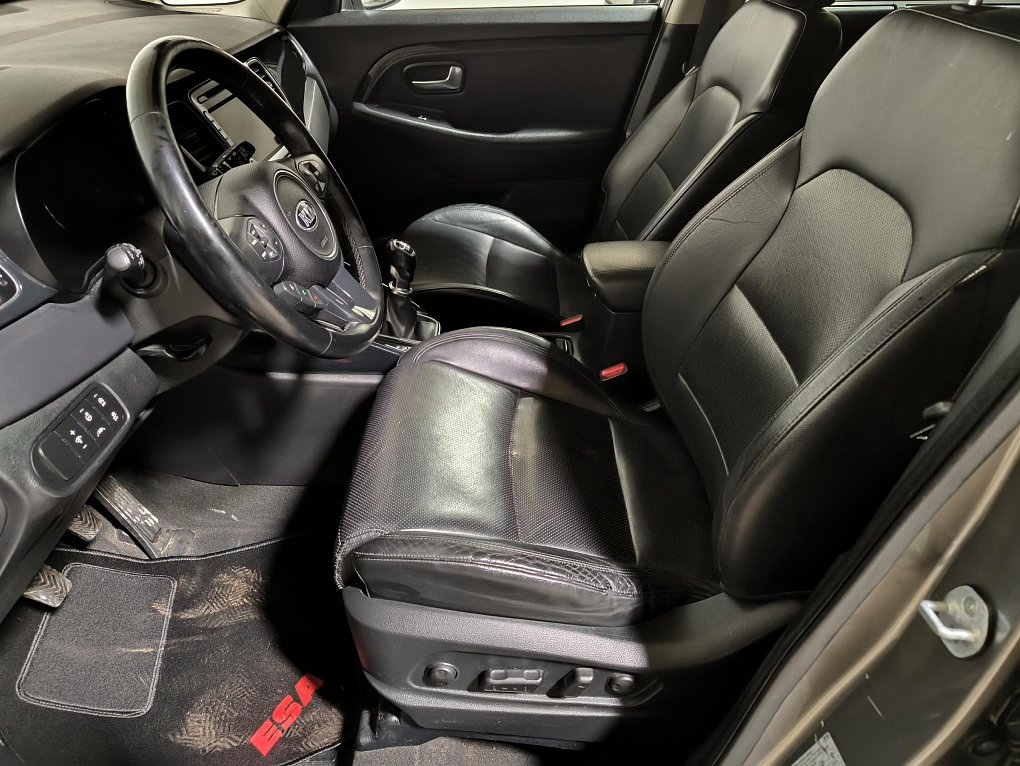 Kia Carens 1.7 CRDi Spirit