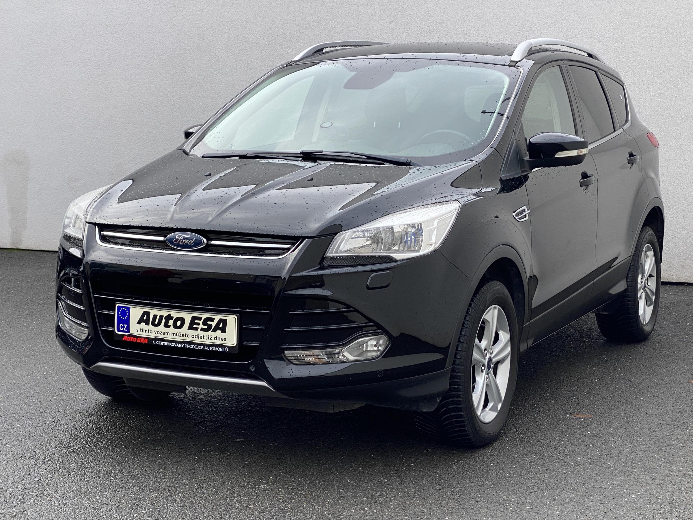 Ford Kuga, 2016 - pohled č. 3