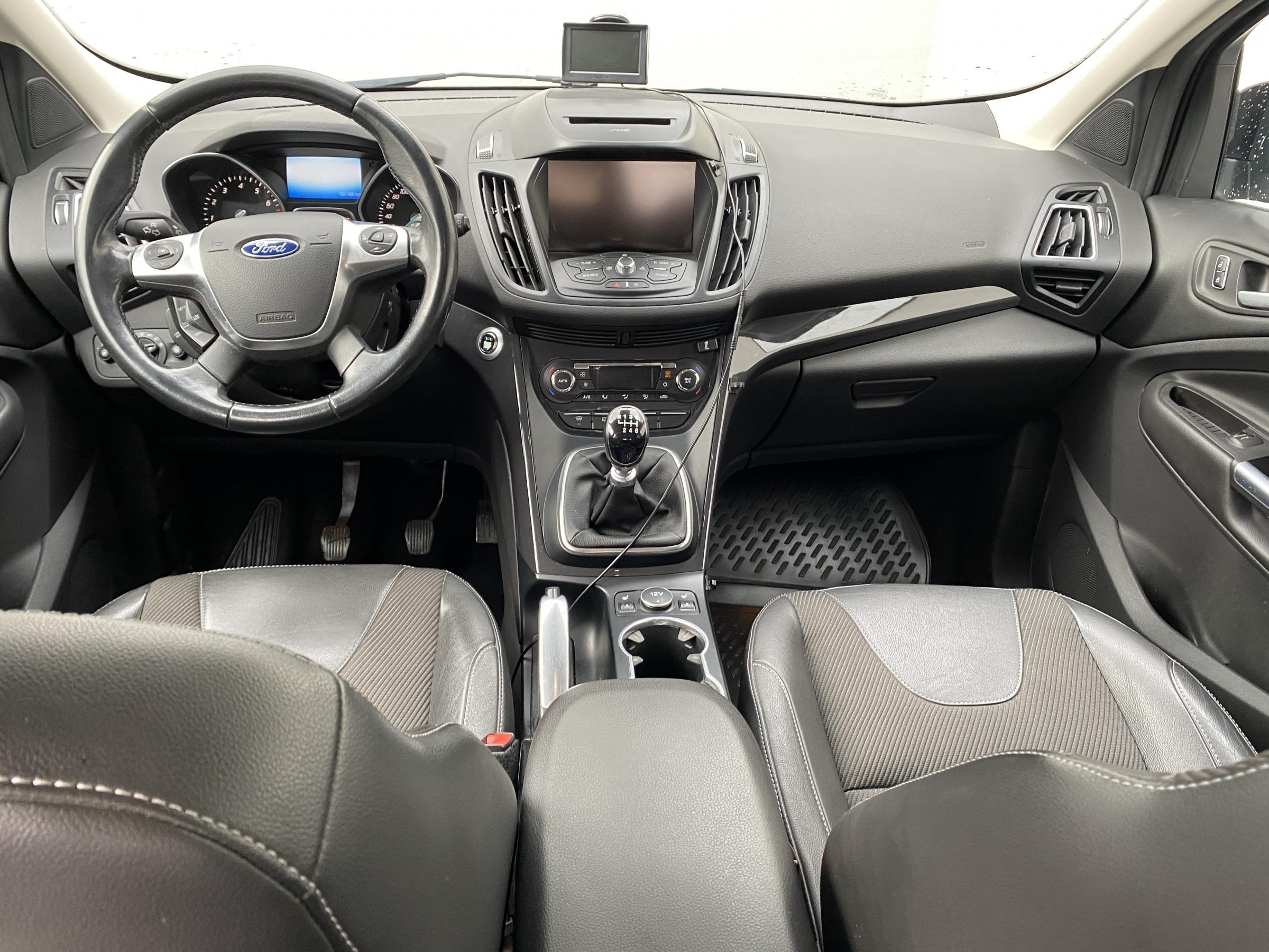 Ford Kuga, 2016 - pohled č. 8