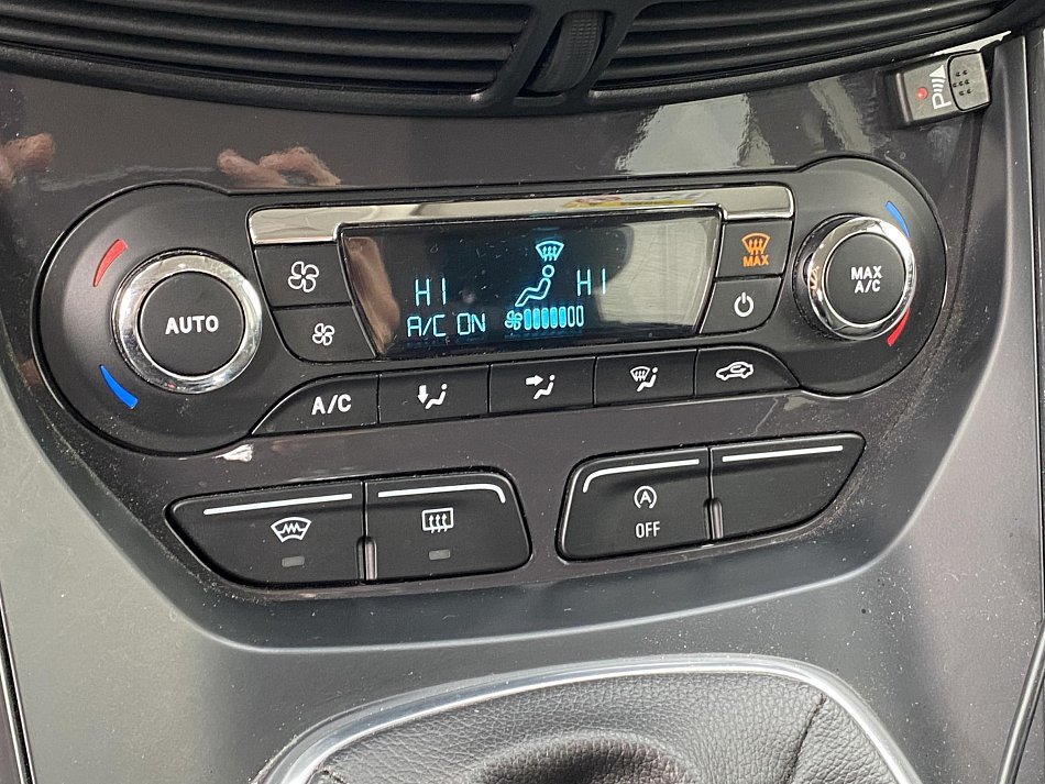 Ford Kuga 1.5 EB Titanium