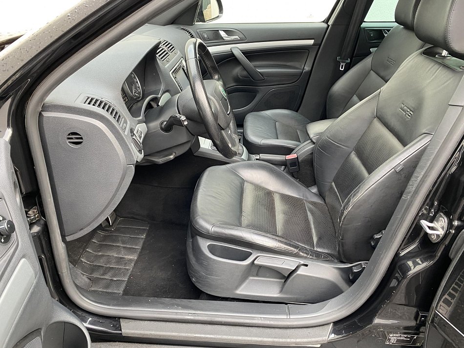 Škoda Octavia II 2.0 TDi RS