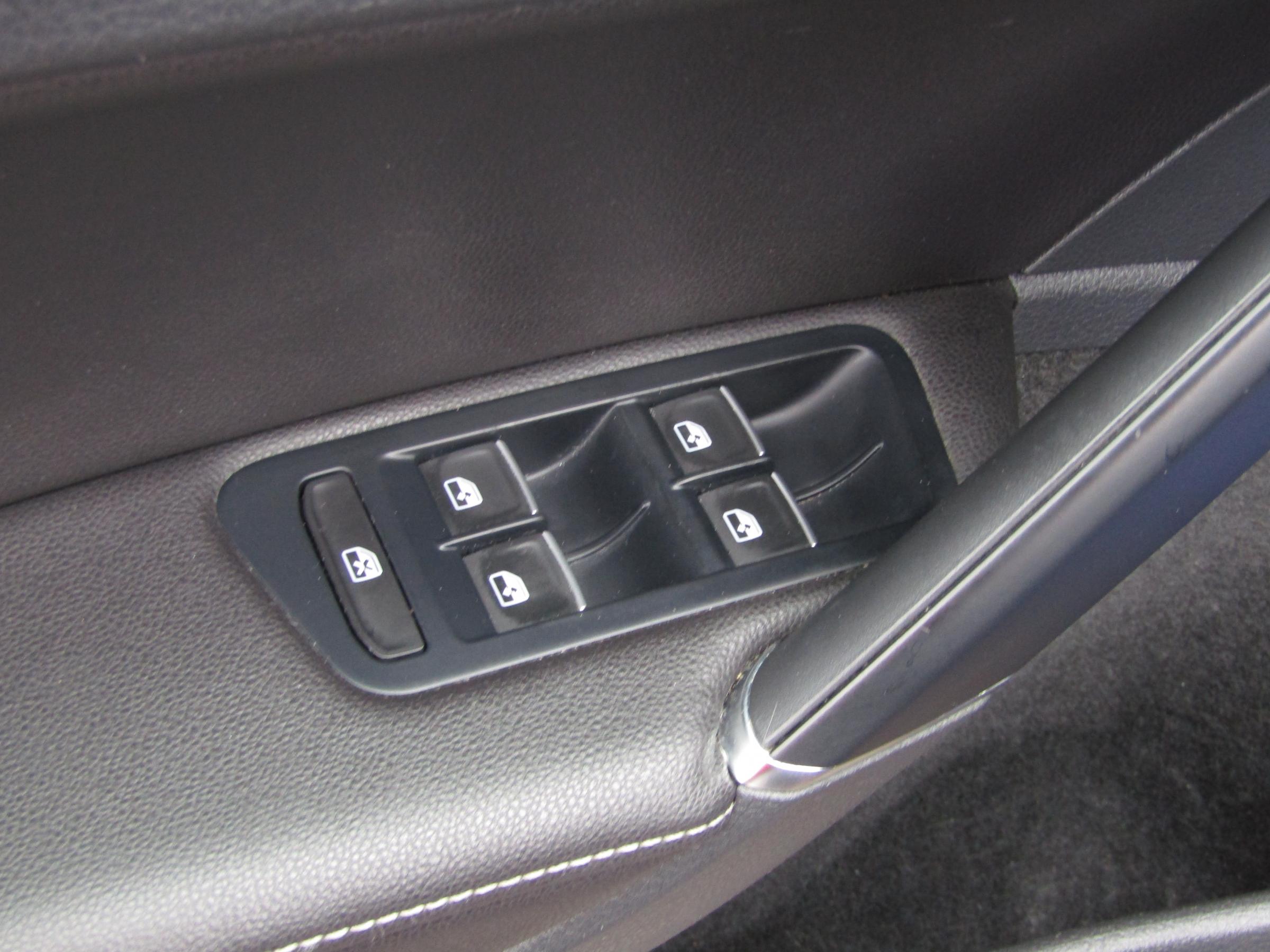 Volkswagen Golf, 2015 - pohled č. 11