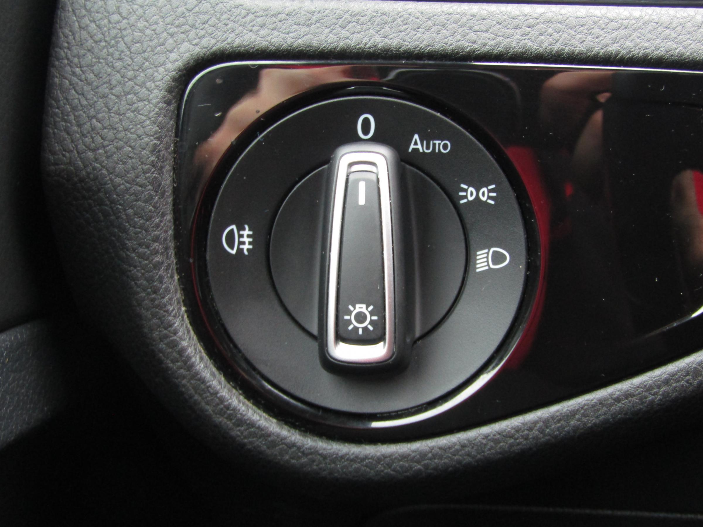 Volkswagen Golf, 2015 - pohled č. 12