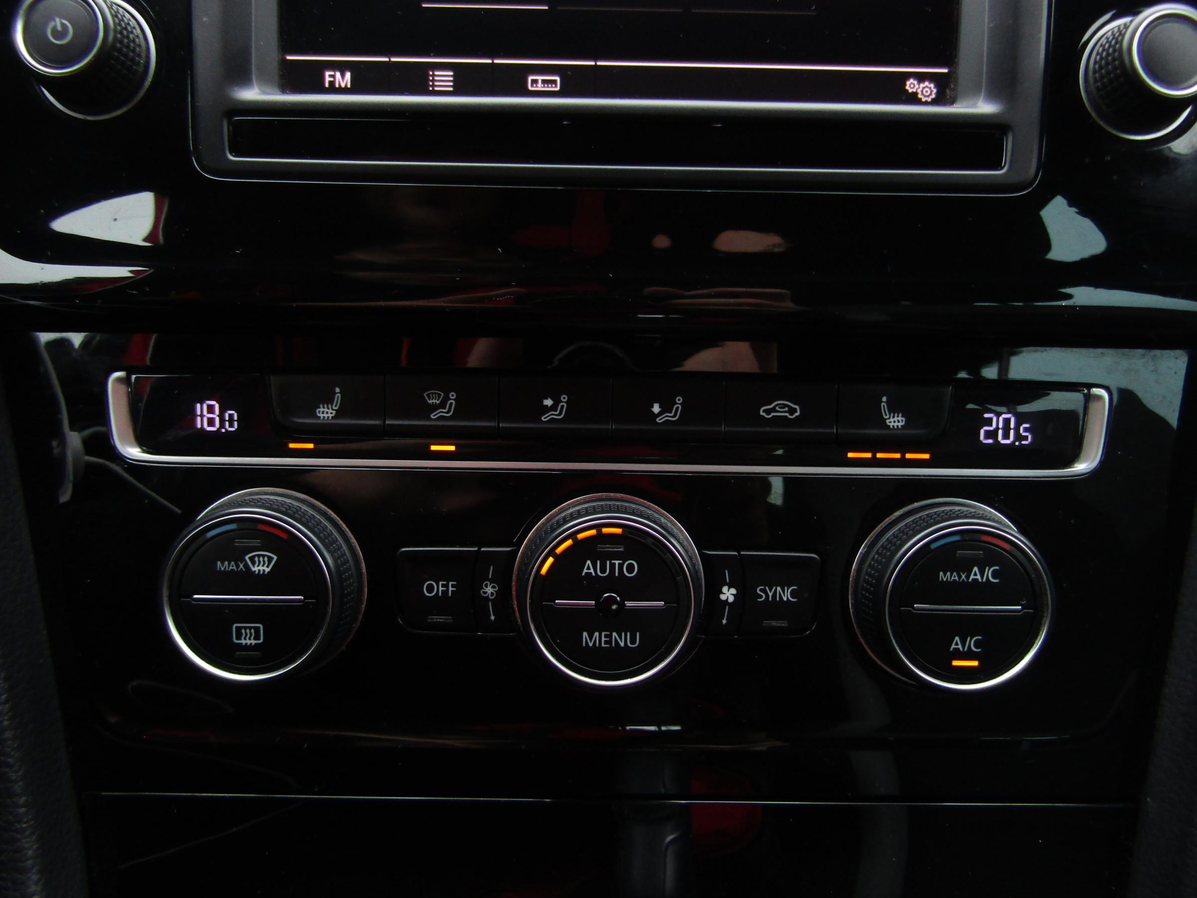 Volkswagen Golf, 2015 - pohled č. 14