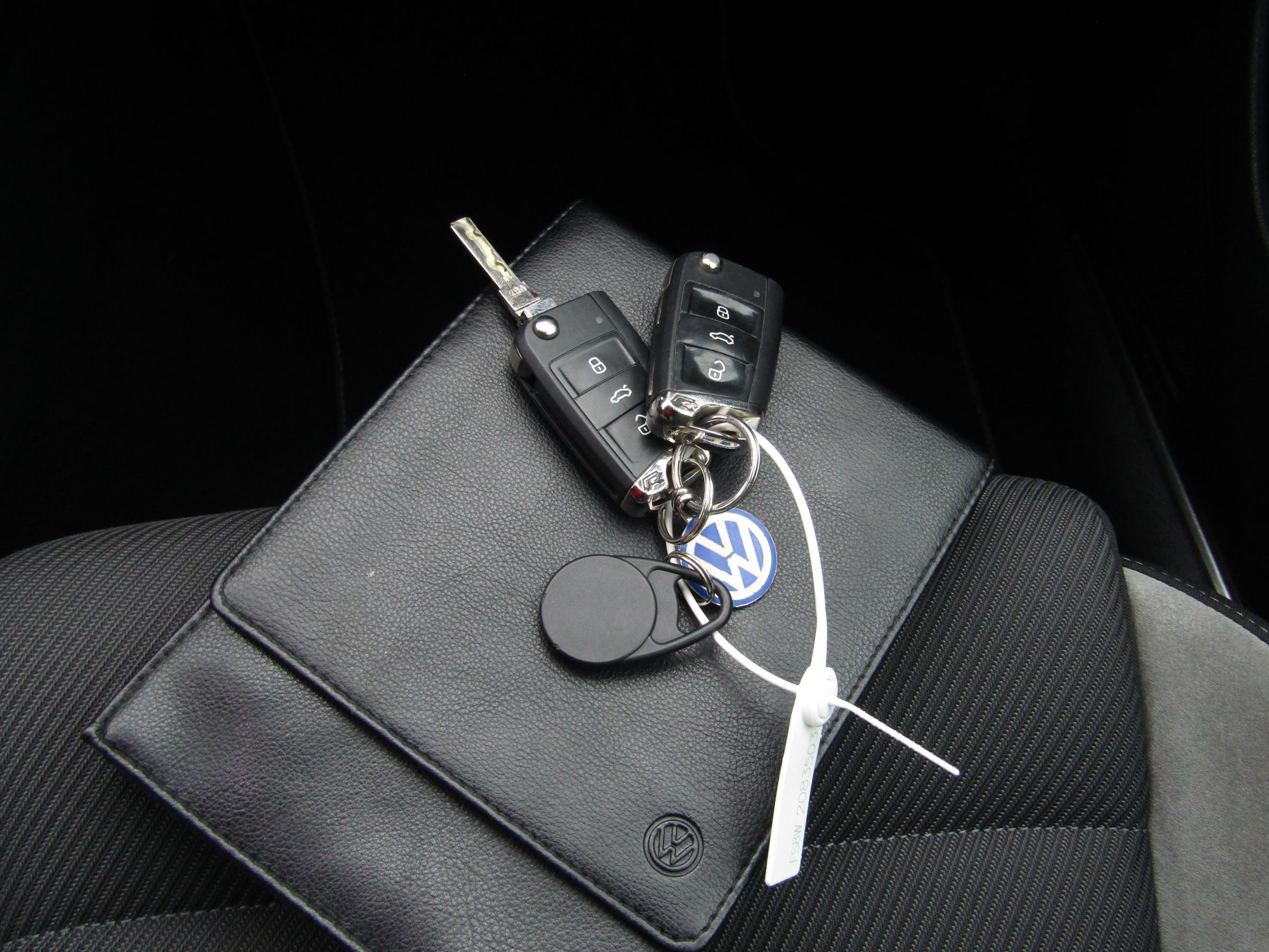 Volkswagen Golf, 2015 - pohled č. 19