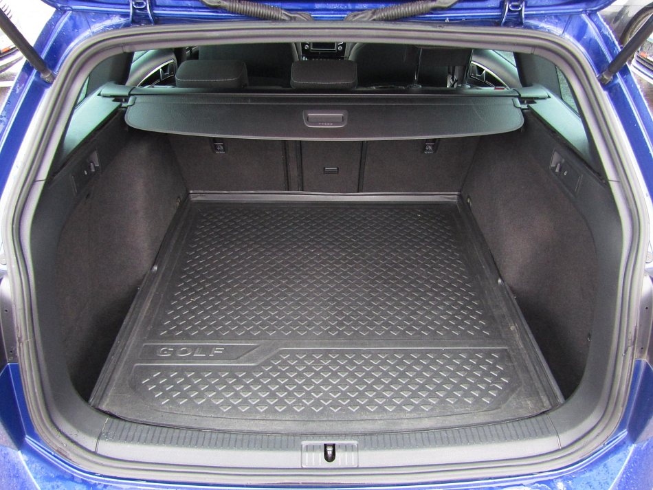 Volkswagen Golf 2.0 TSi 