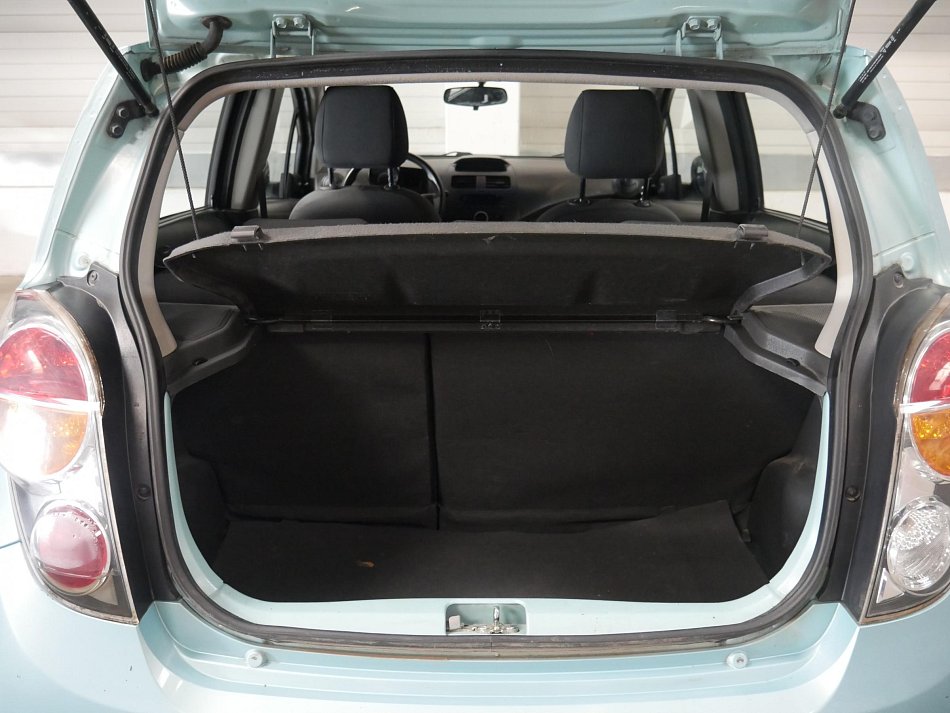 Chevrolet Spark 1.0i 