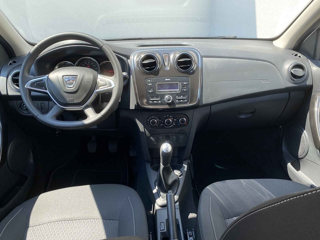 Dacia Sandero 1.0i 