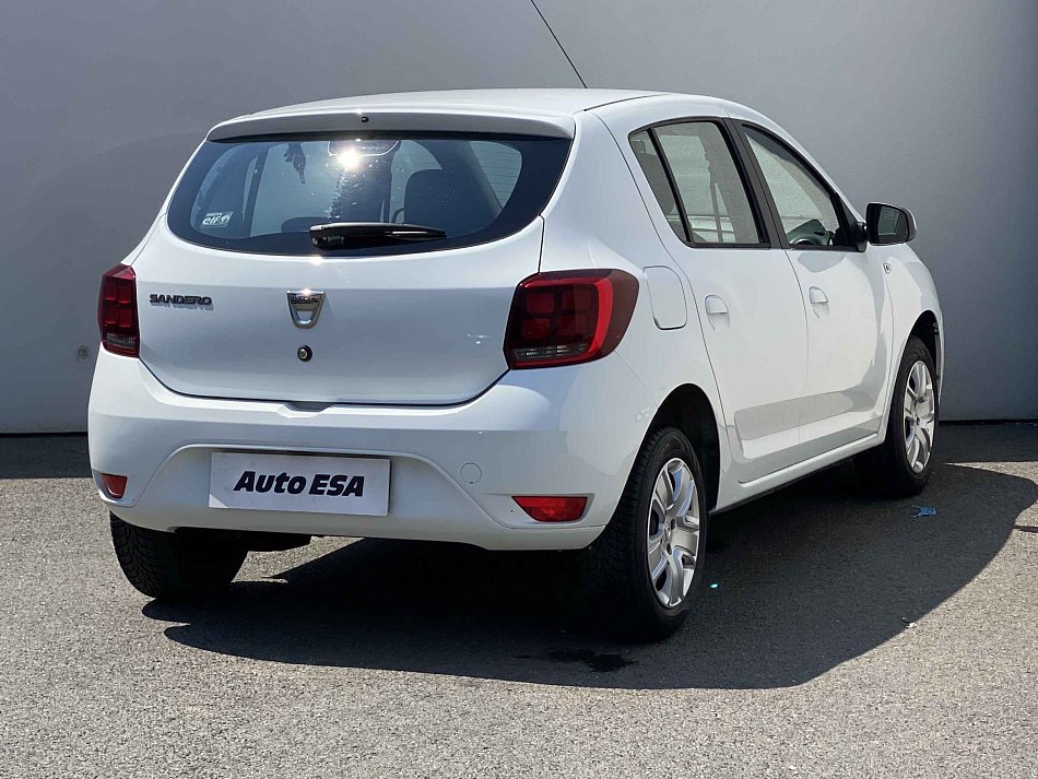 Dacia Sandero 1.0i 