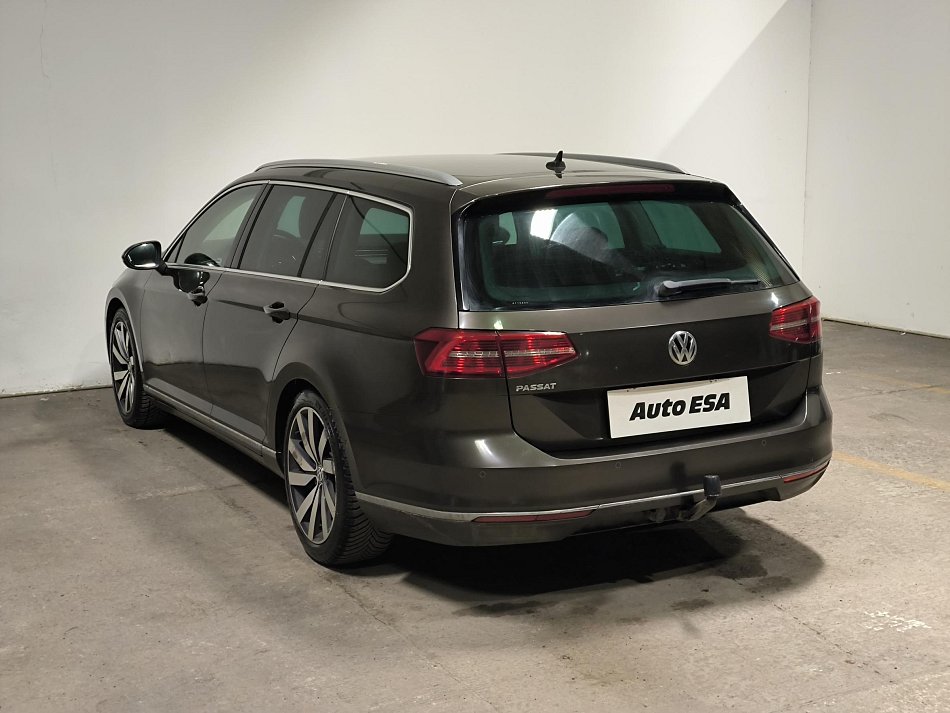 Volkswagen Passat 2.0 TDi 