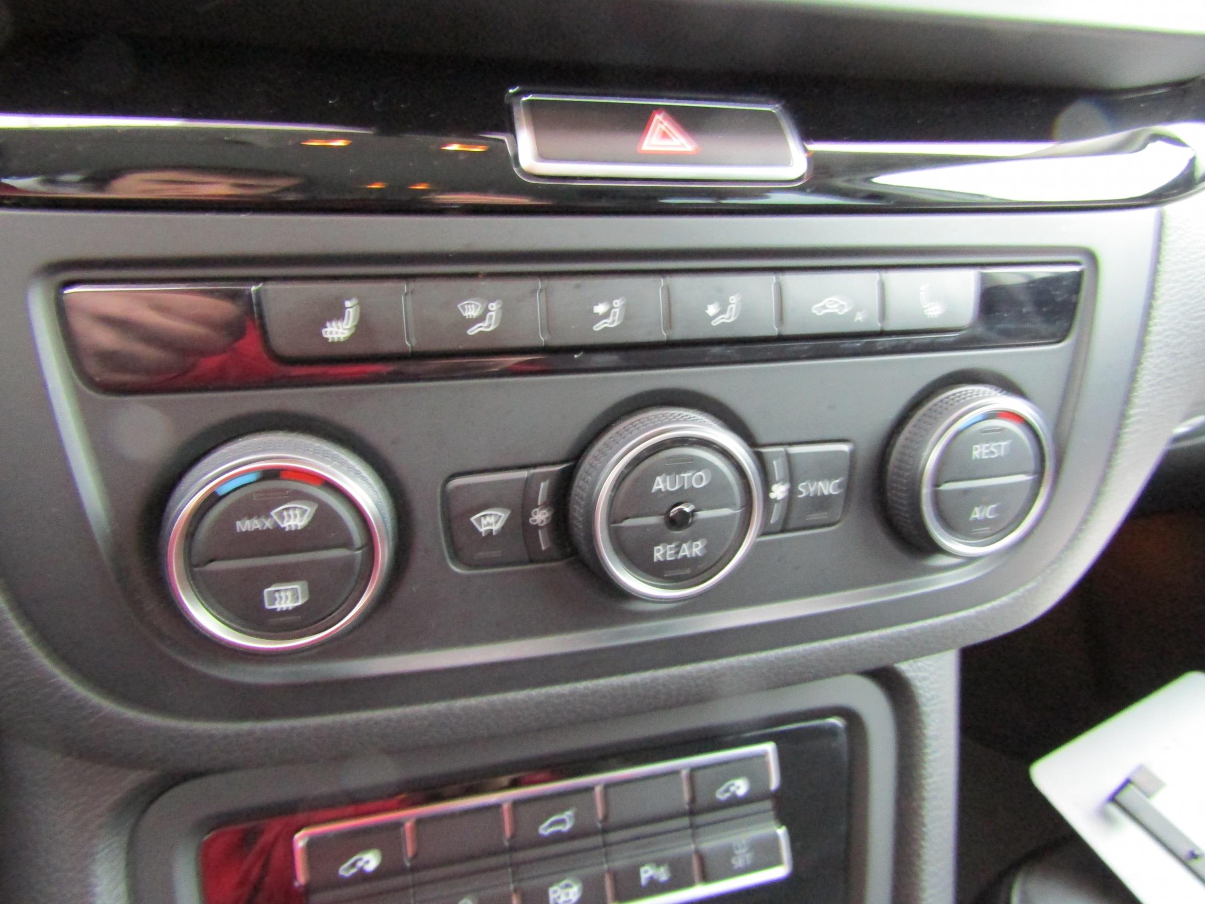 Volkswagen Sharan, 2016 - pohled č. 15