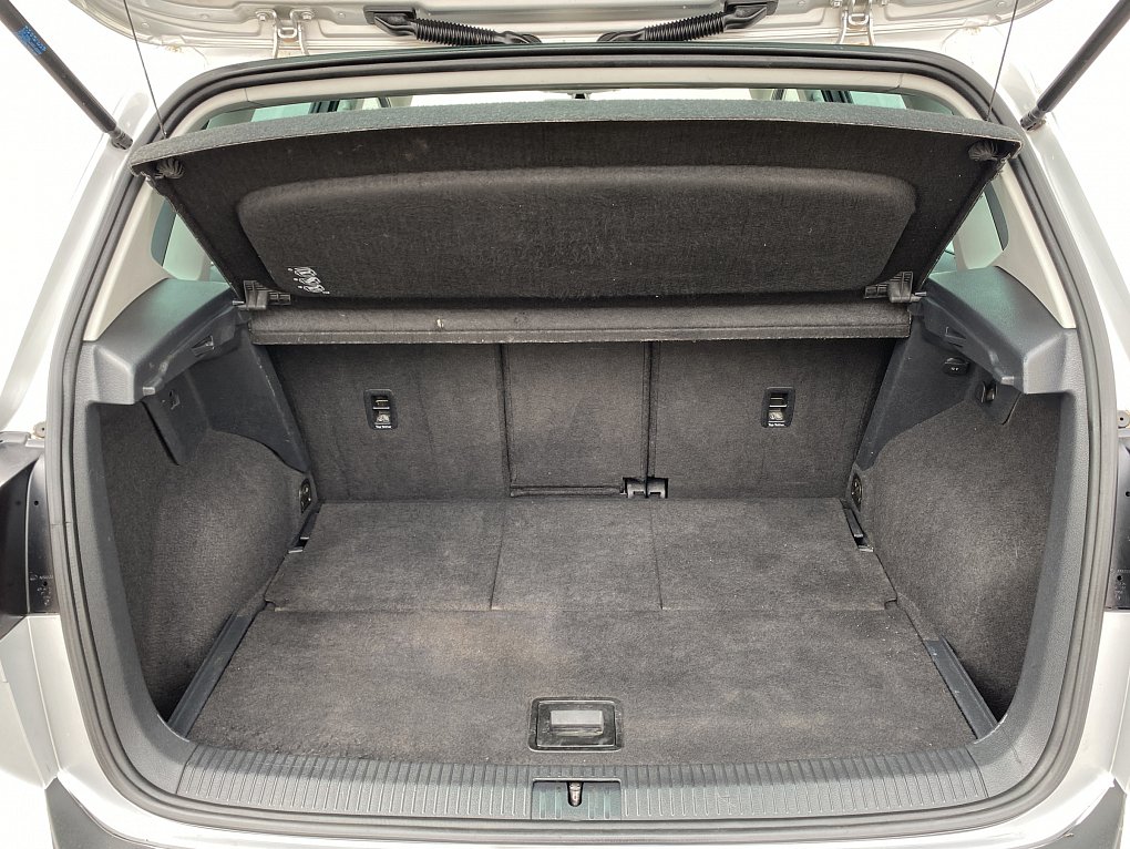 Volkswagen Sportsvan 1.6 TDi Lounge