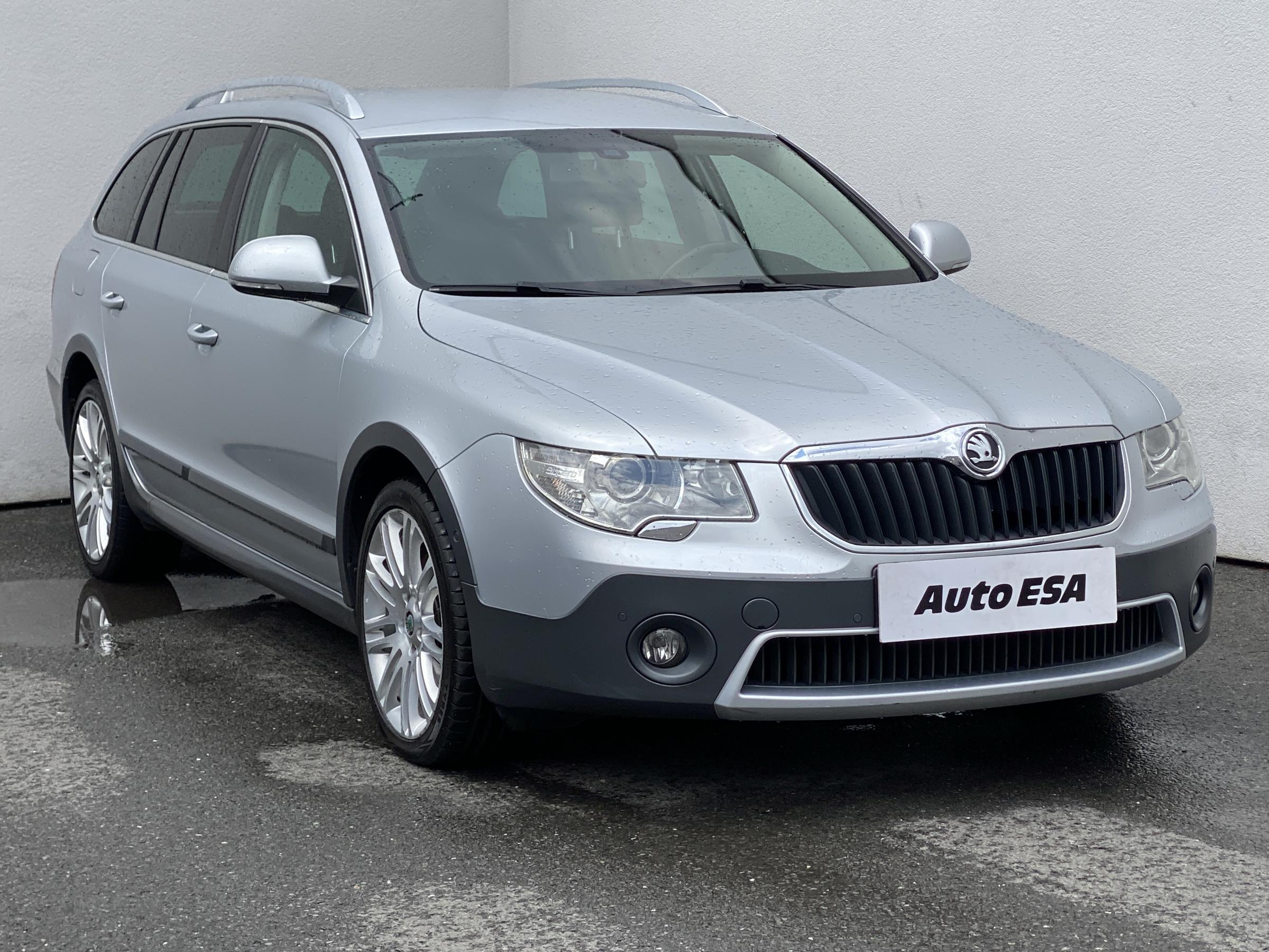 Škoda Superb II, 2012 - celkový pohled