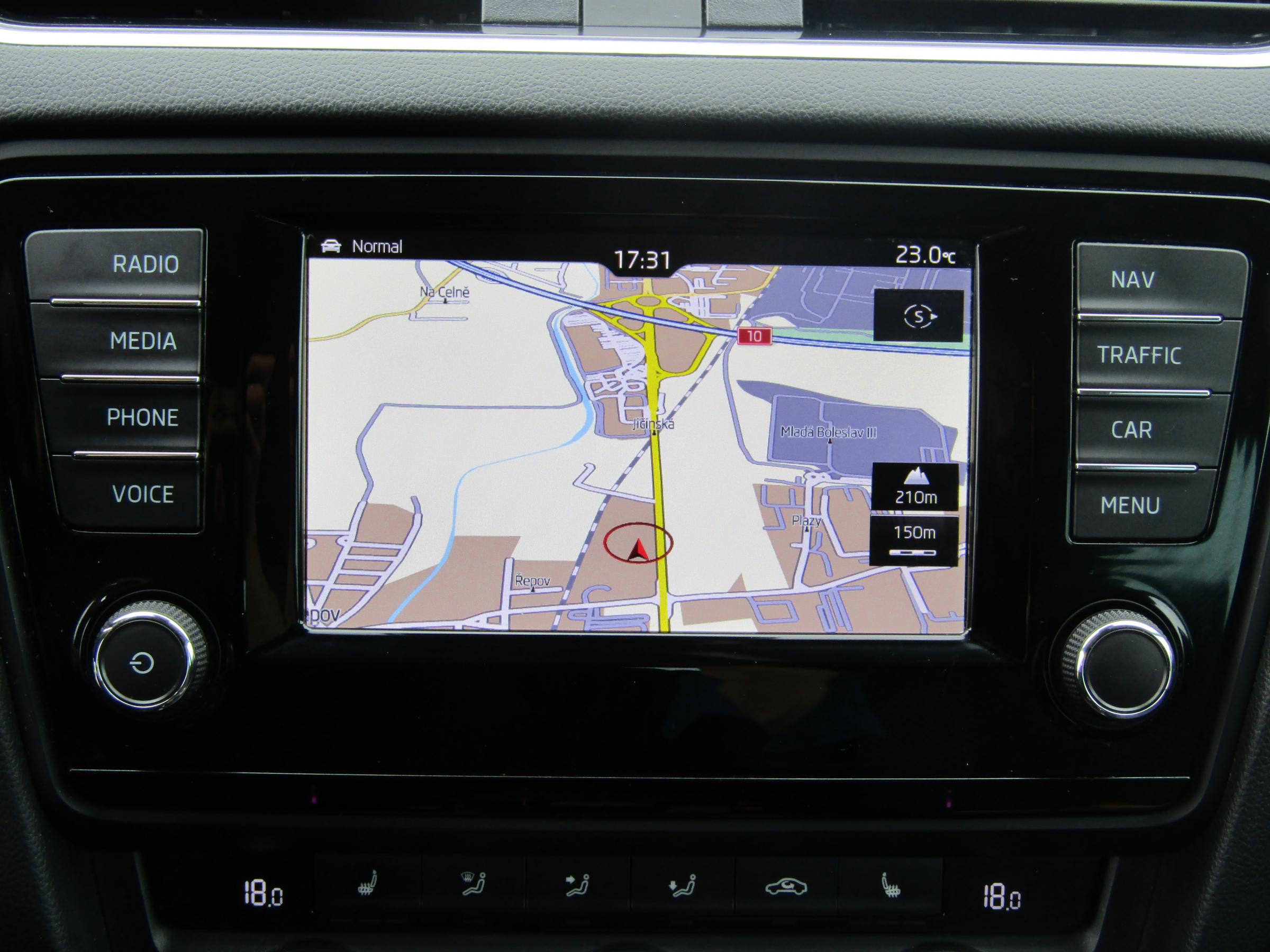 Škoda Octavia III, 2016 - pohled č. 12