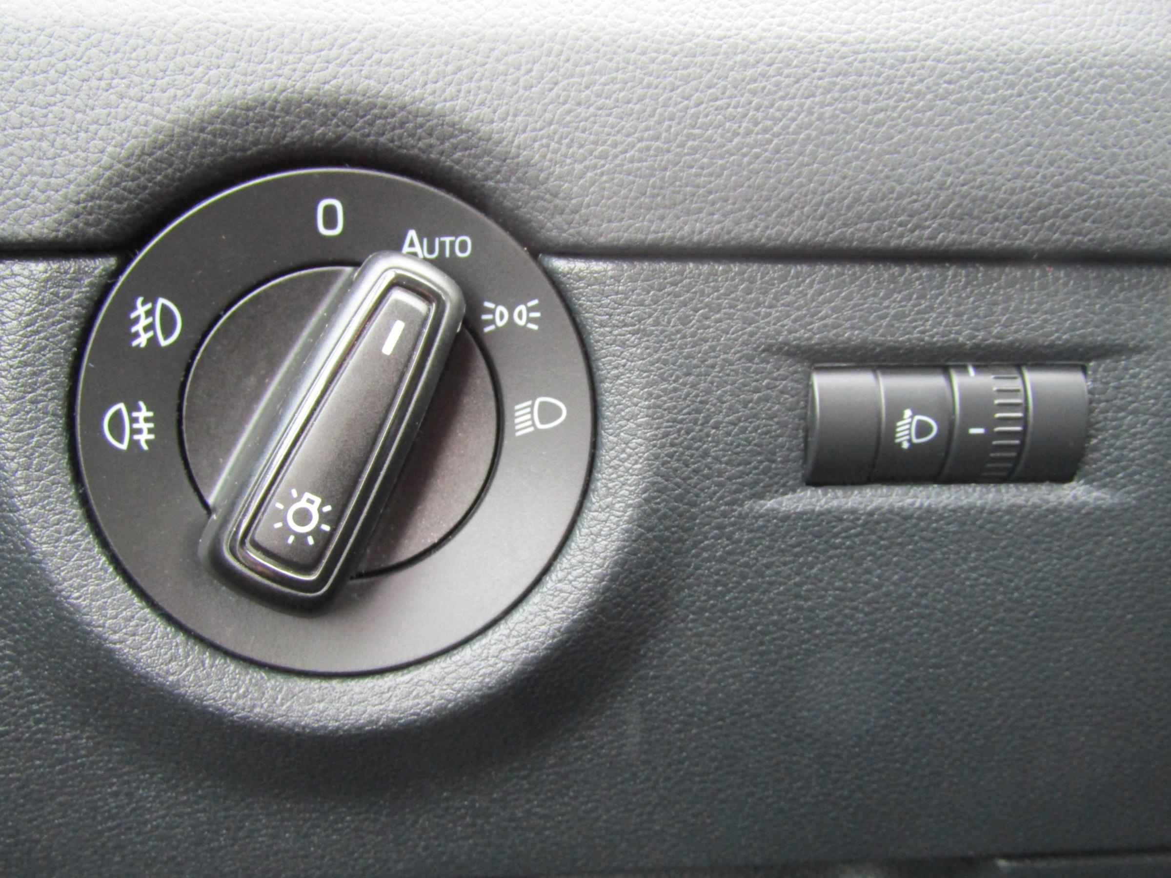 Škoda Octavia III, 2016 - pohled č. 20