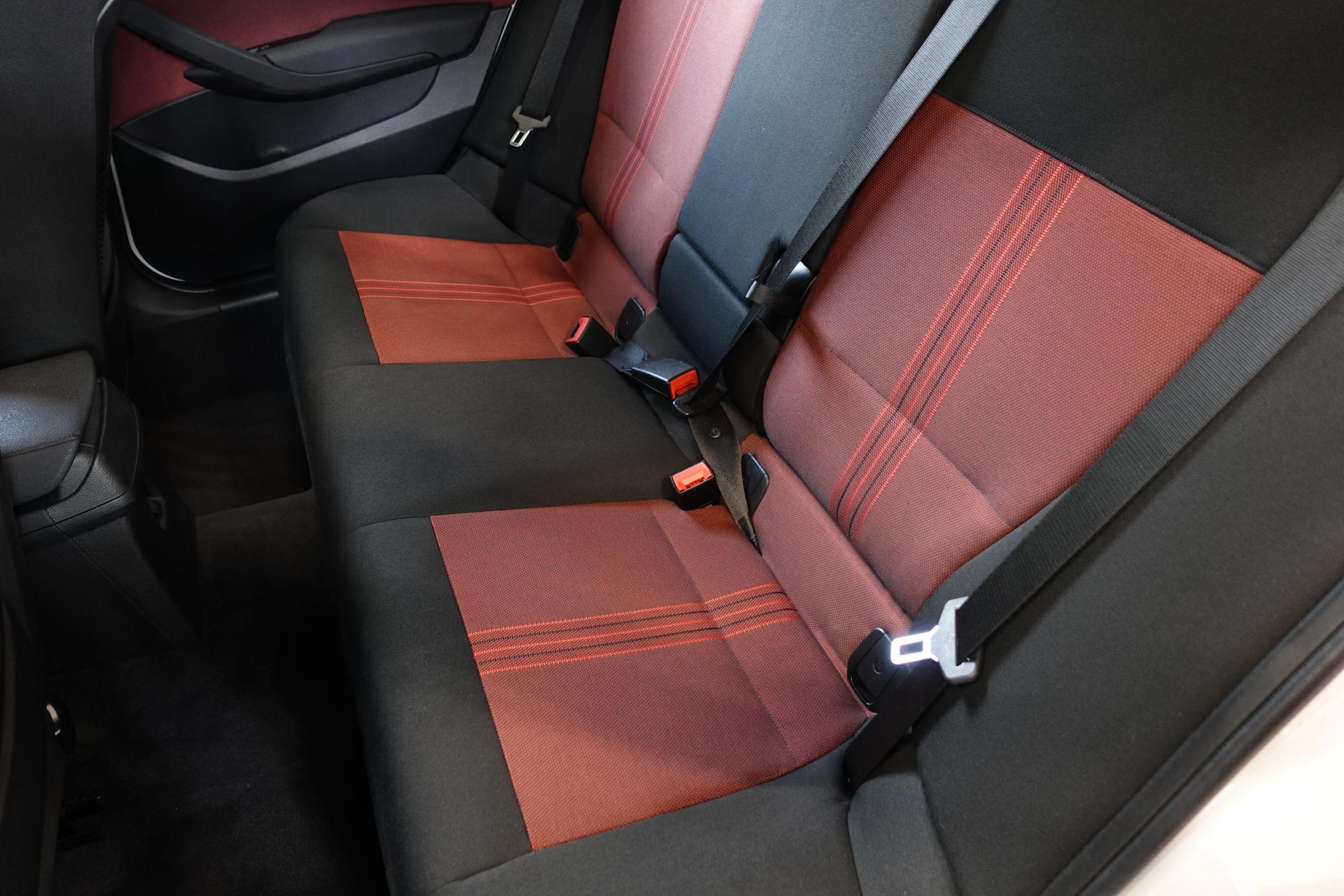 BMW X1, 2012 - pohled č. 12