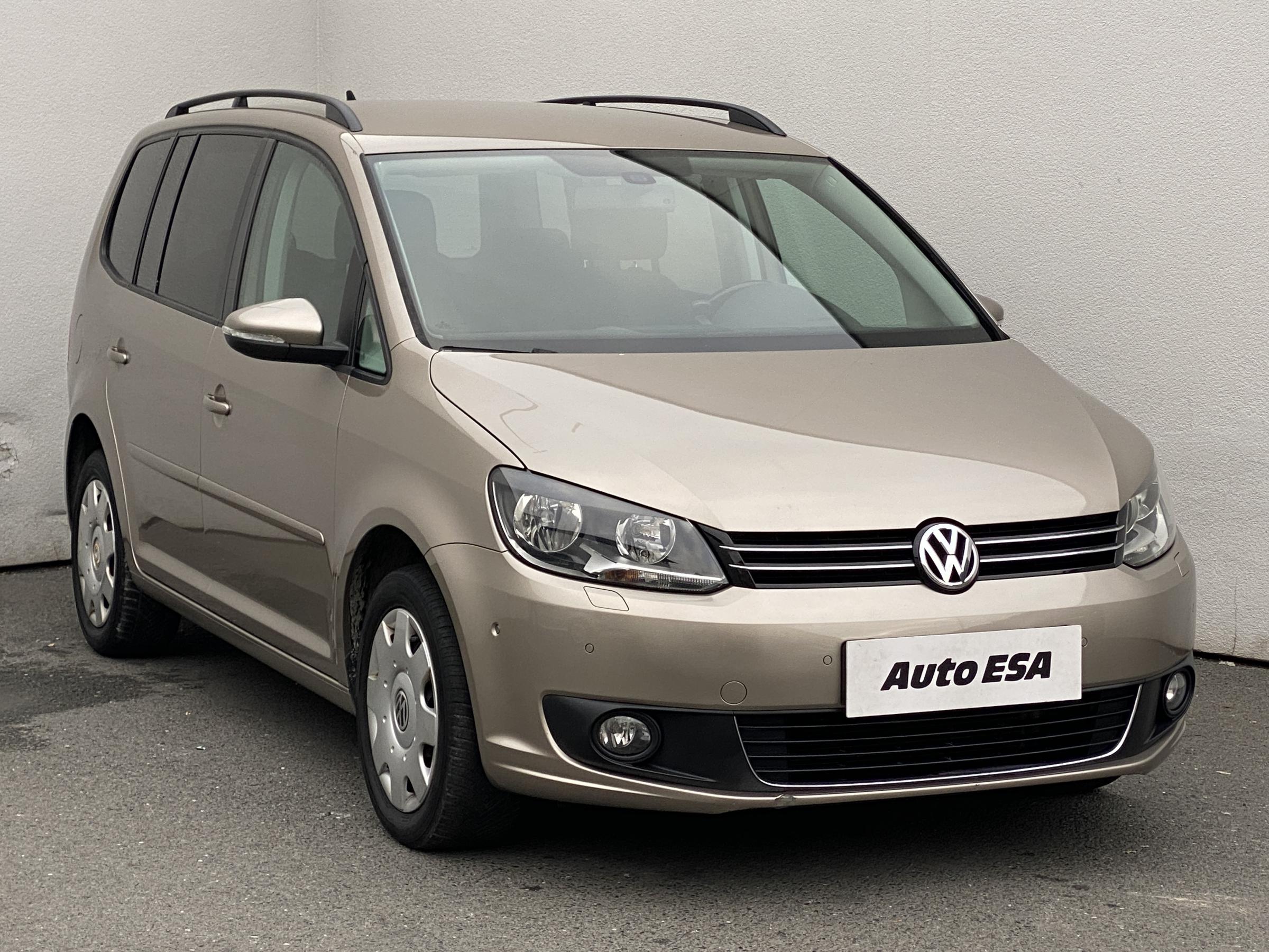 Volkswagen Touran, 2012