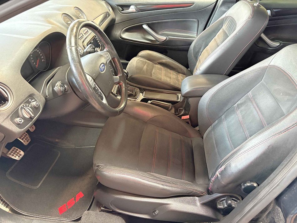 Ford Mondeo 2.2TDCi 