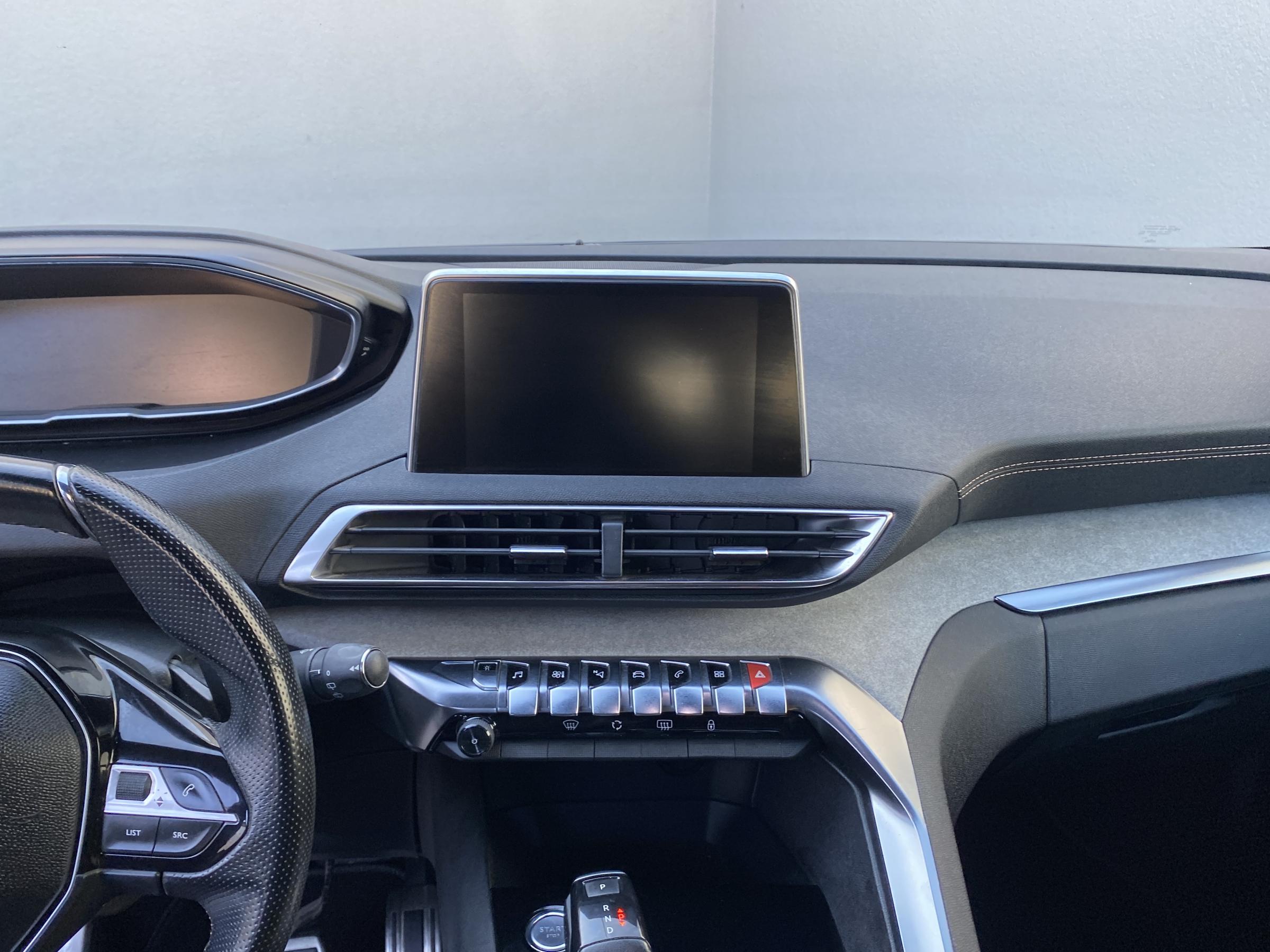 Peugeot 5008, 2018 - pohled č. 11