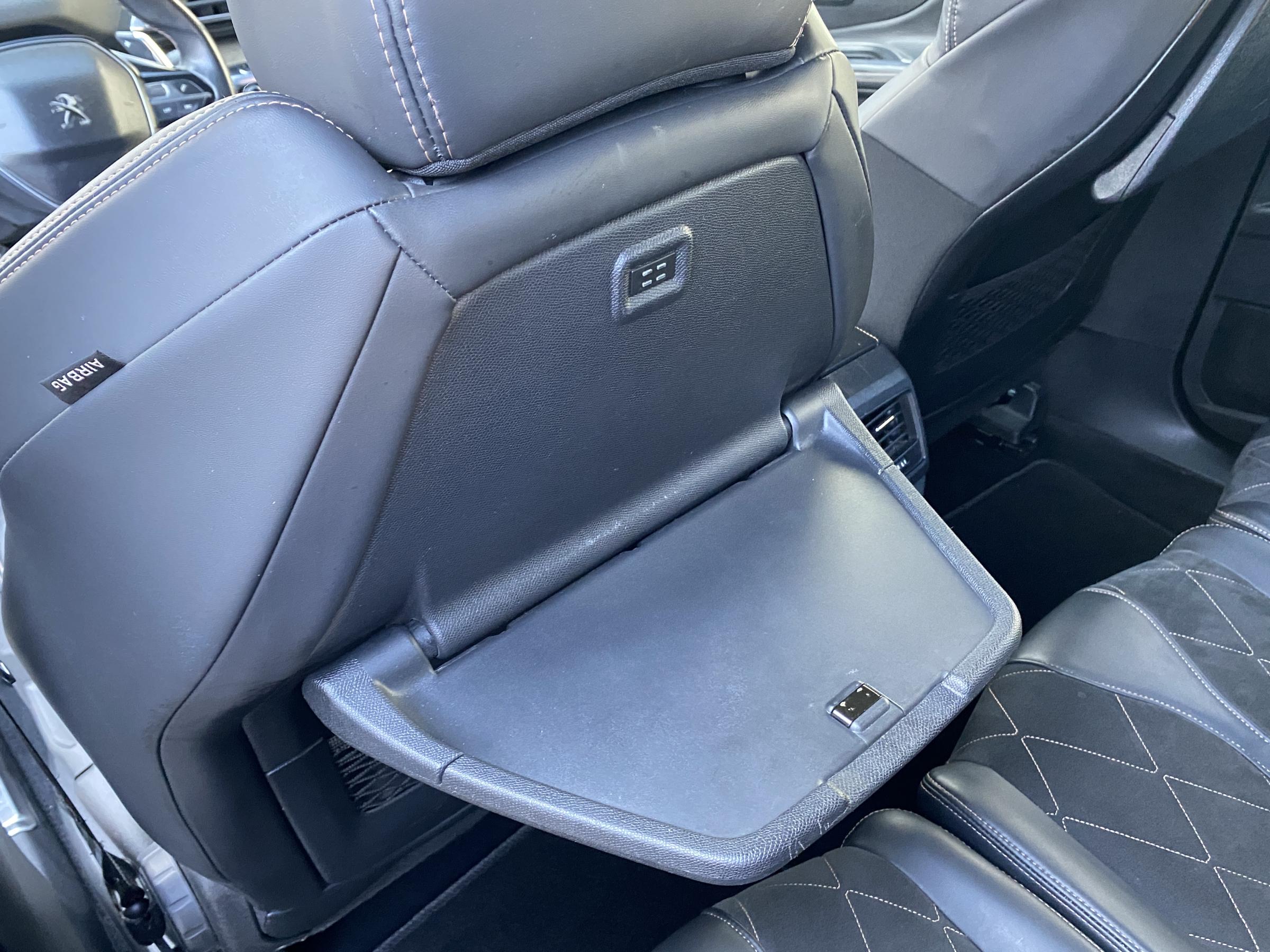 Peugeot 5008, 2018 - pohled č. 22