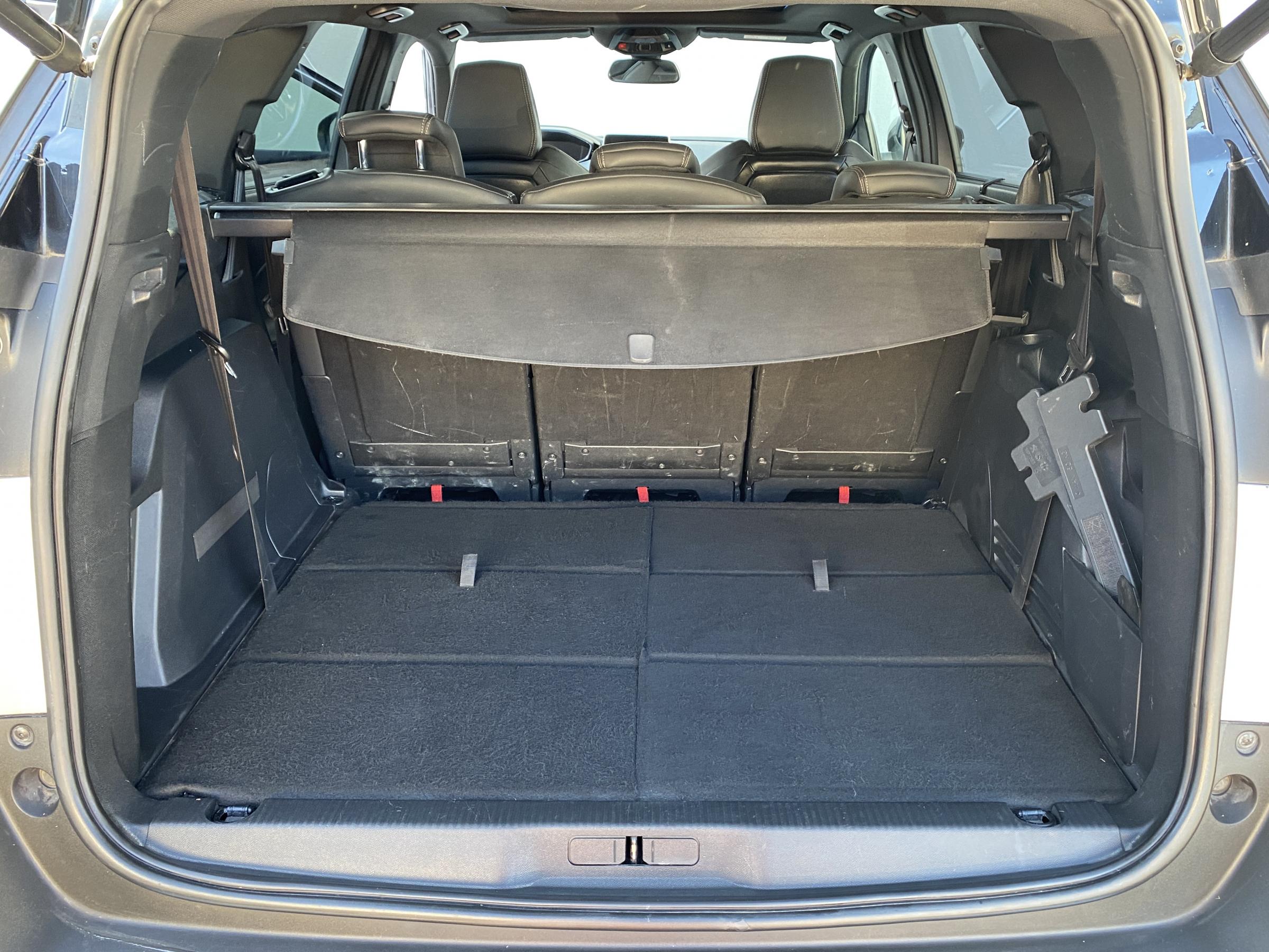 Peugeot 5008, 2018 - pohled č. 8