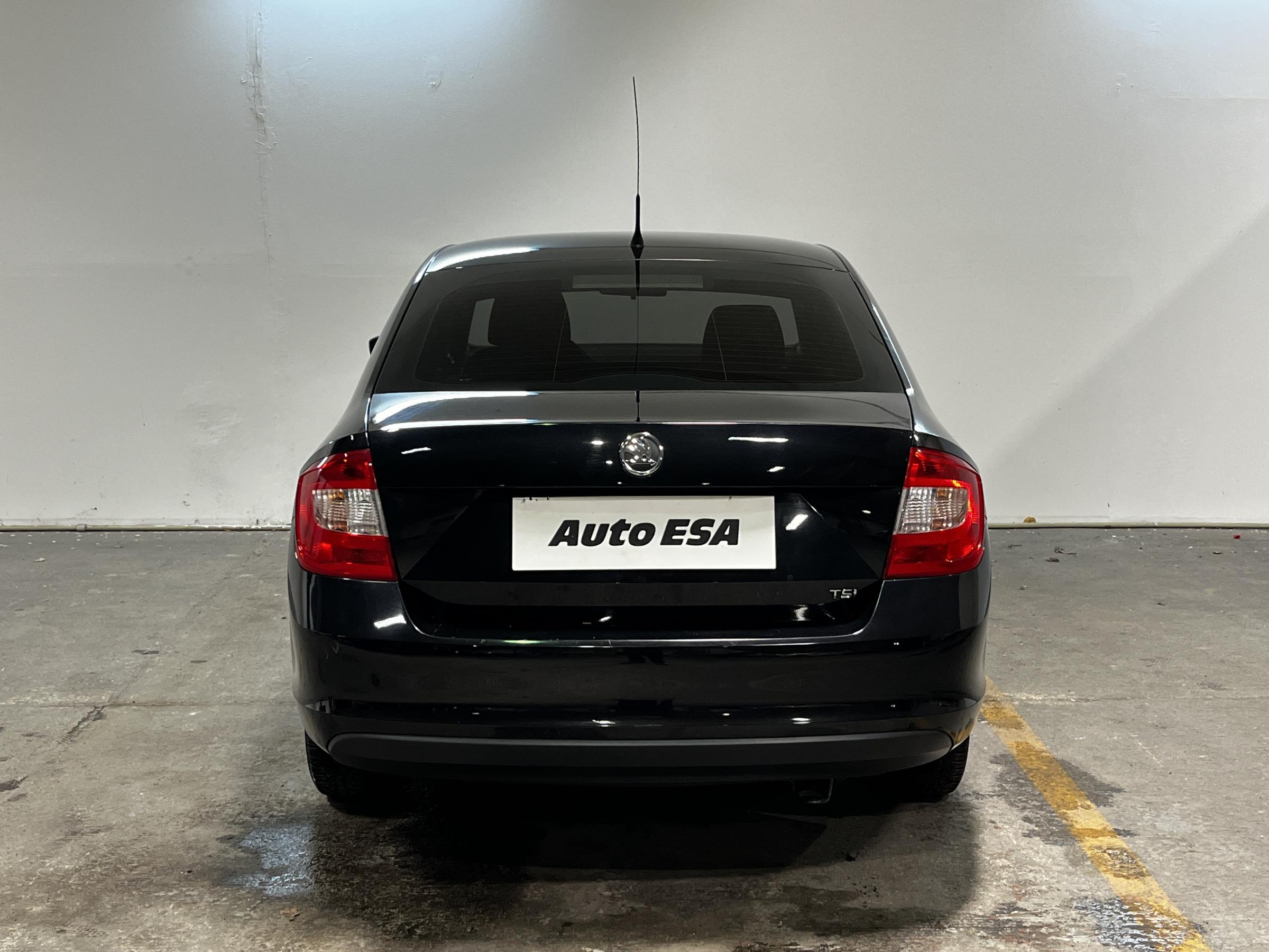 Škoda Rapid, 2013 - pohled č. 5