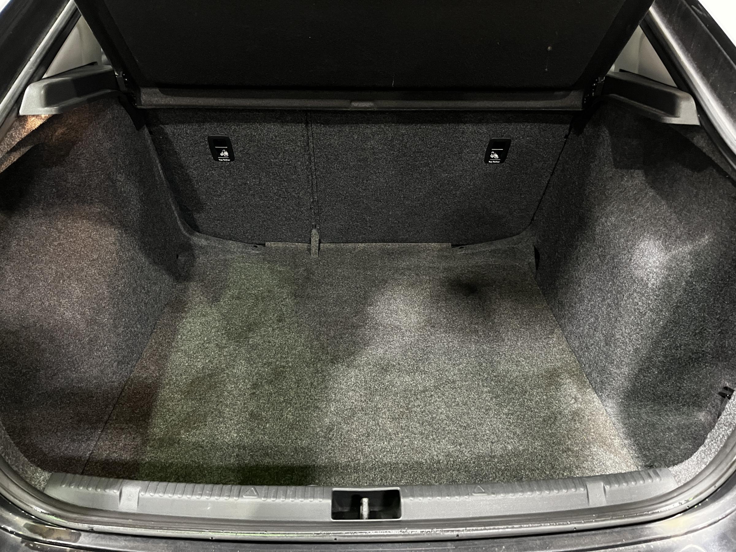 Škoda Rapid, 2013 - pohled č. 7