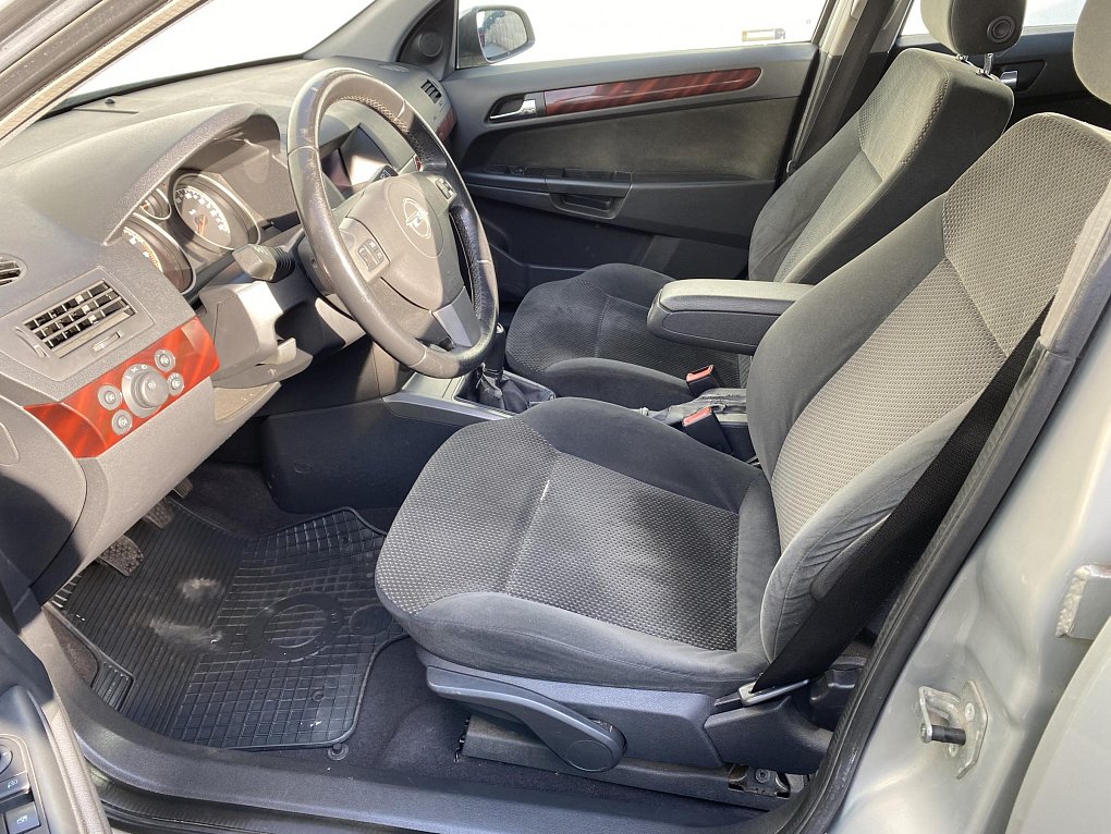 Opel Astra 1.6i 