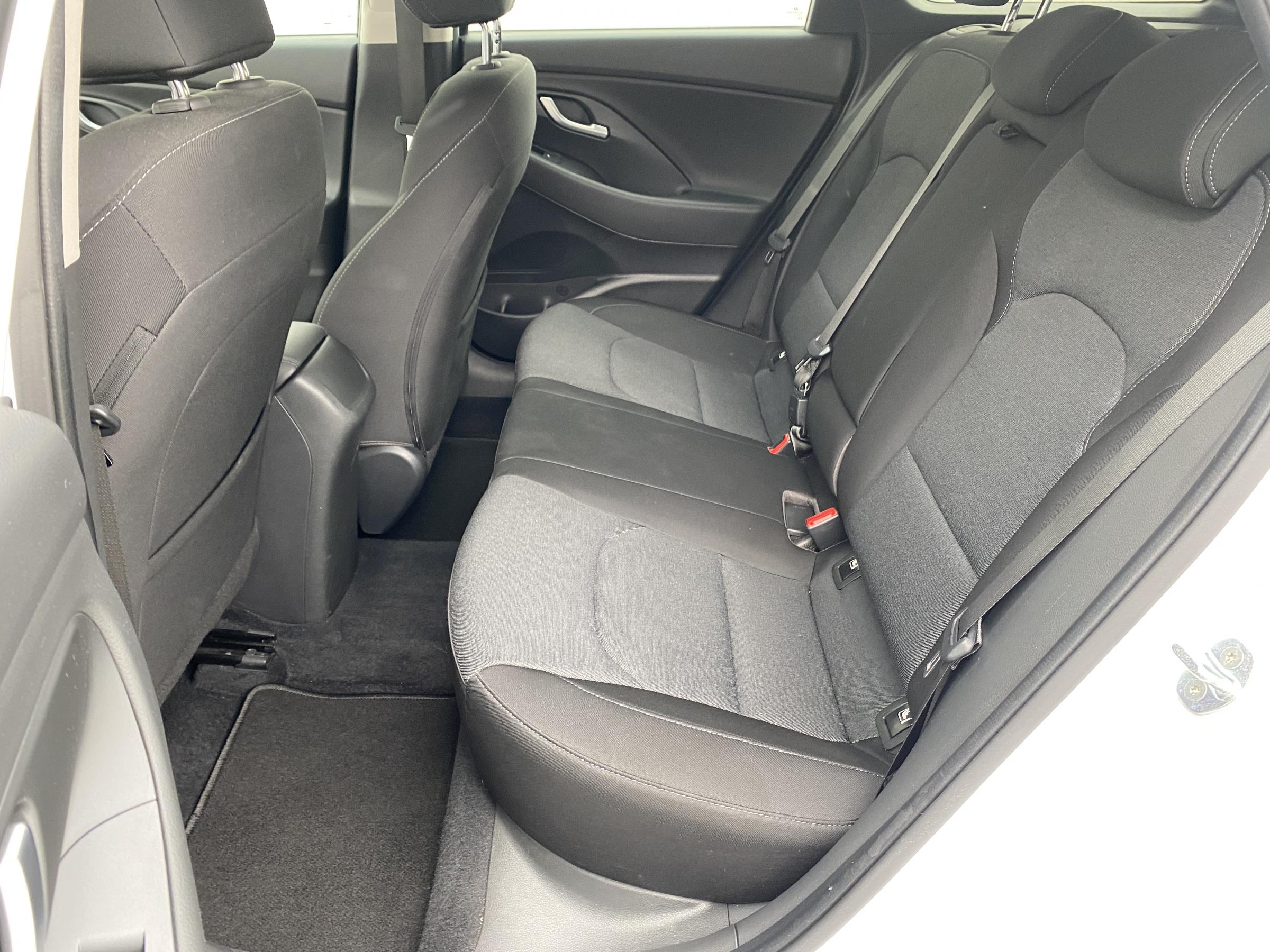 Hyundai i30, 2022 - pohled č. 11