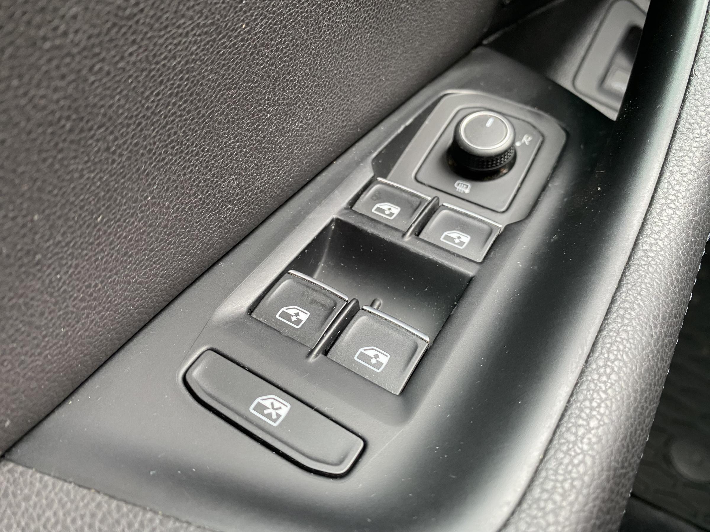 Volkswagen Passat, 2016 - pohled č. 11