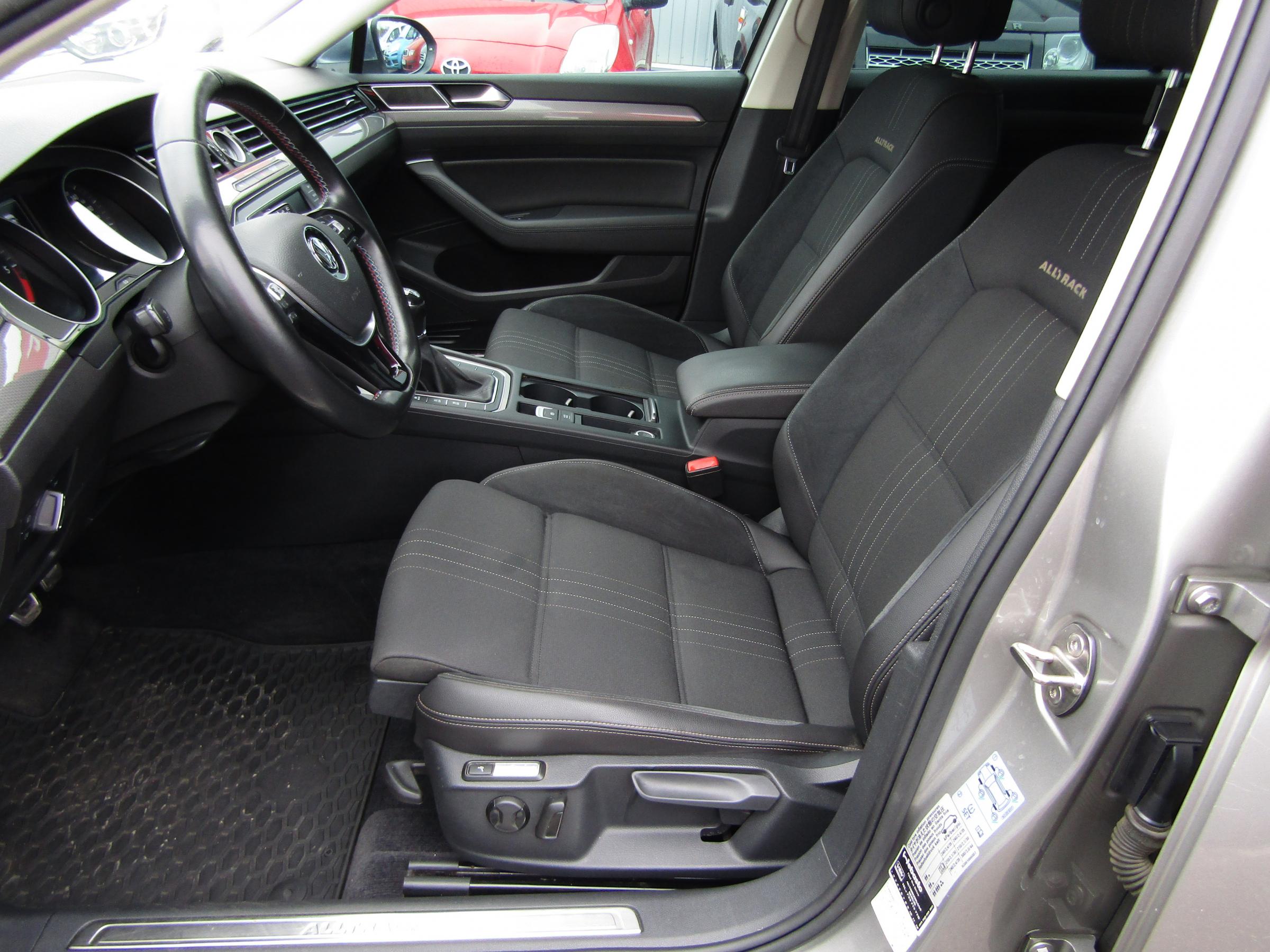 Volkswagen Passat, 2016 - pohled č. 9