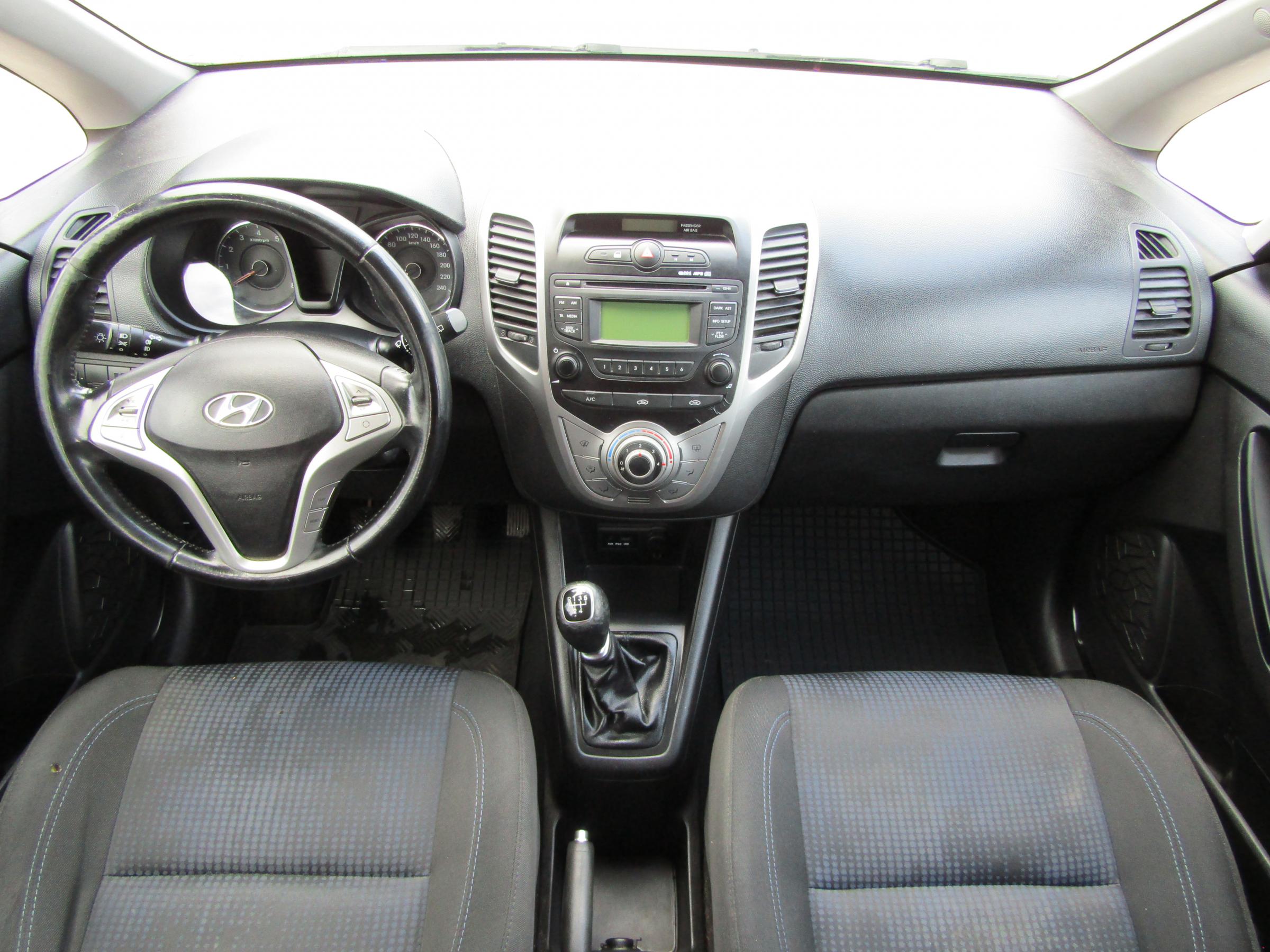 Hyundai ix20, 2013 - pohled č. 8