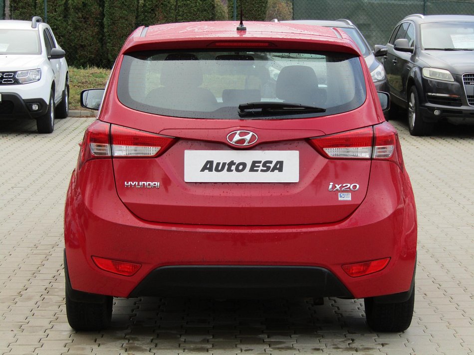 Hyundai Ix20 1.6i 